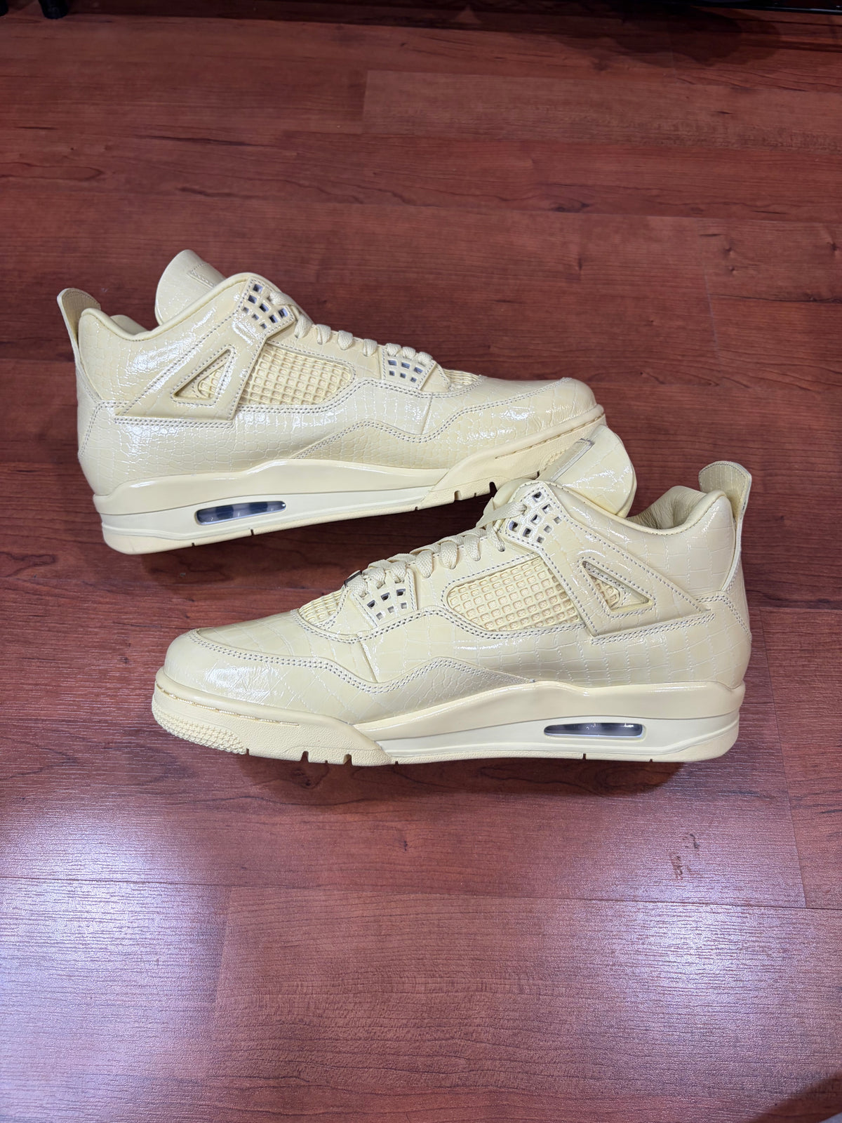 AJ4 Retro J Balvin Lemonade (DS - Size 13M)