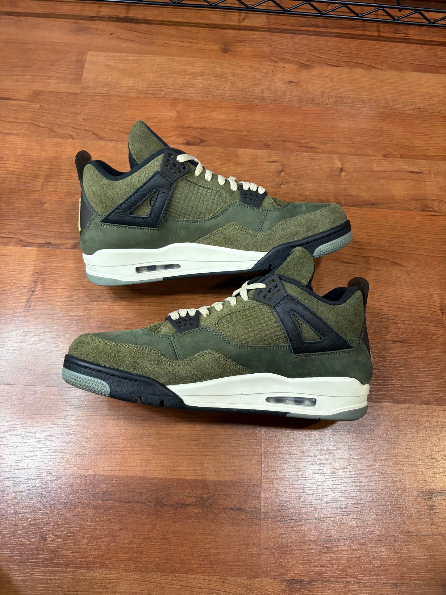 Jordan Retro 4 Medium Olive (Size 13 Mens)