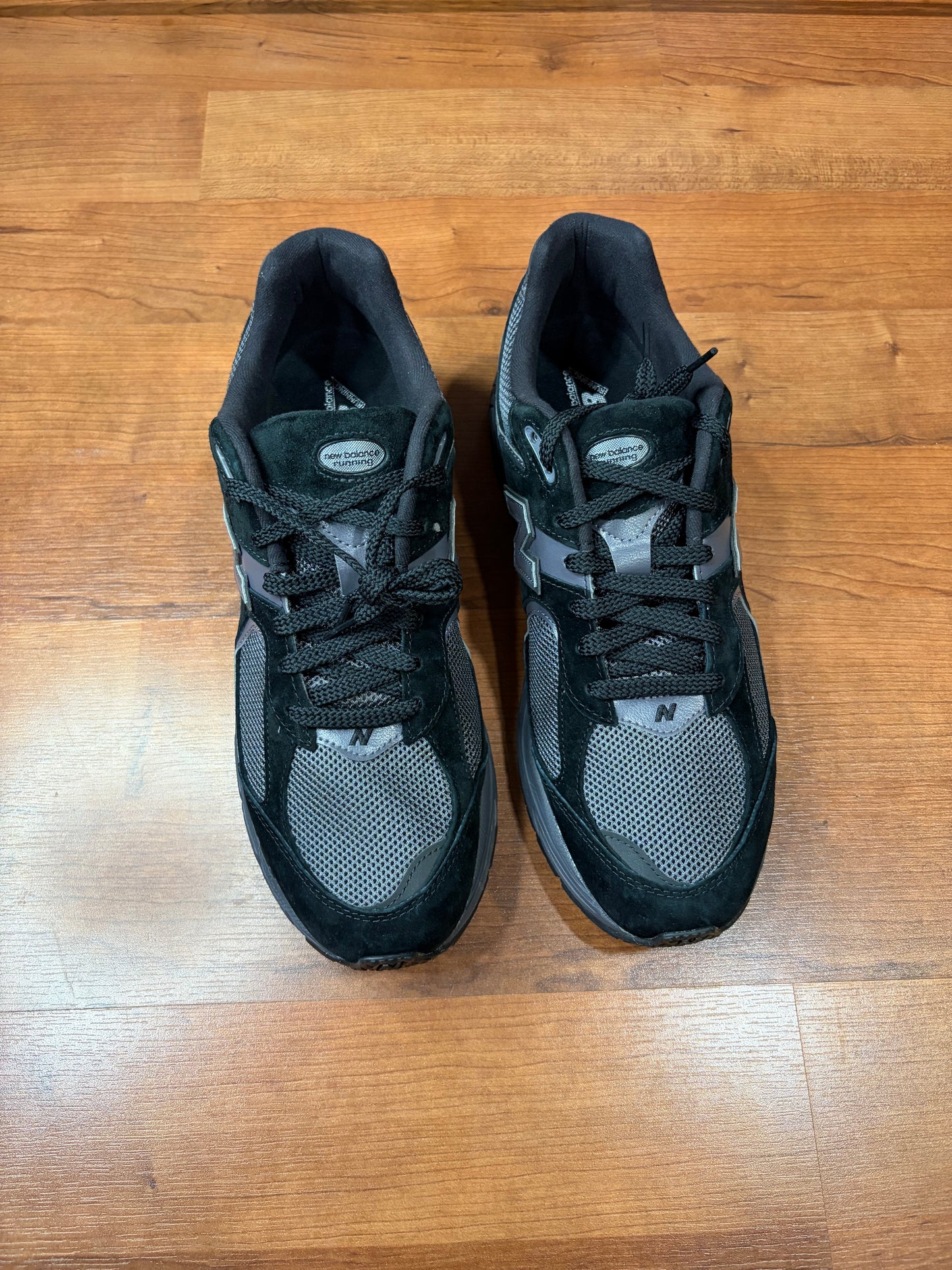 New Balance 2002R Black Grey (Brand New - Mens Sizes)