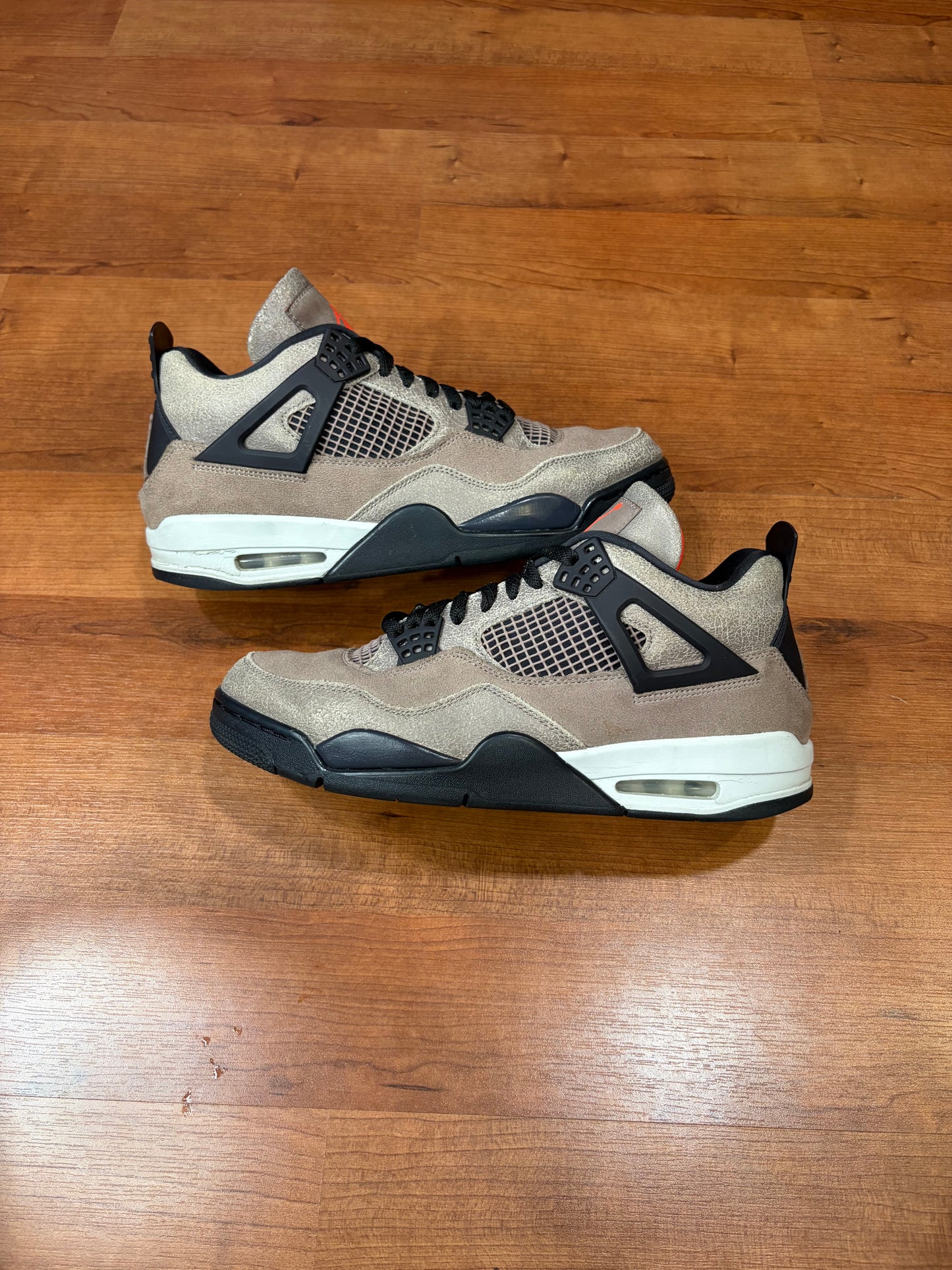 Jordan Retro 4 Taupe Haze (Size 11 Mens)