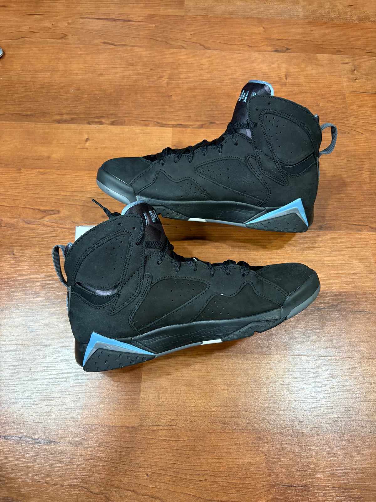 AJ7 Retro Chambrey (Size 10.5 Mens)