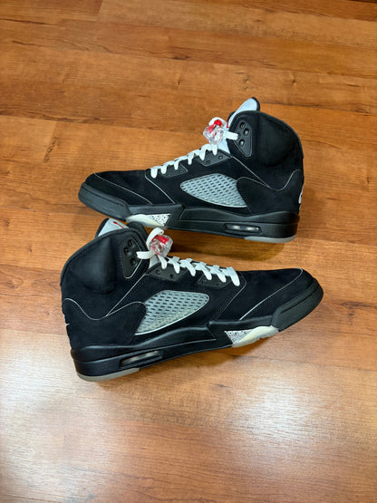 Jordan Retro 5 Black Metallic Reimagined (Size 10.5 Mens)