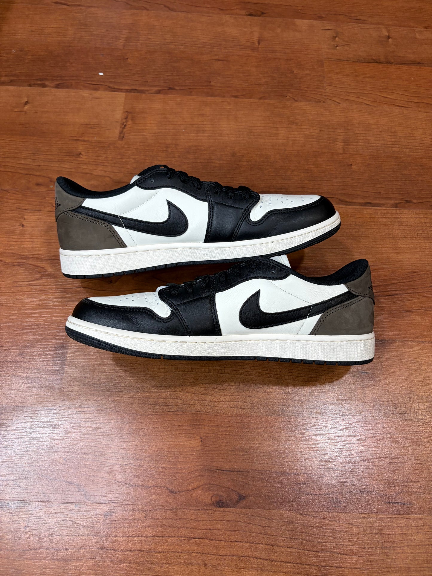 Jordan Retro 1 Low Mocha (Size 12 Mens)
