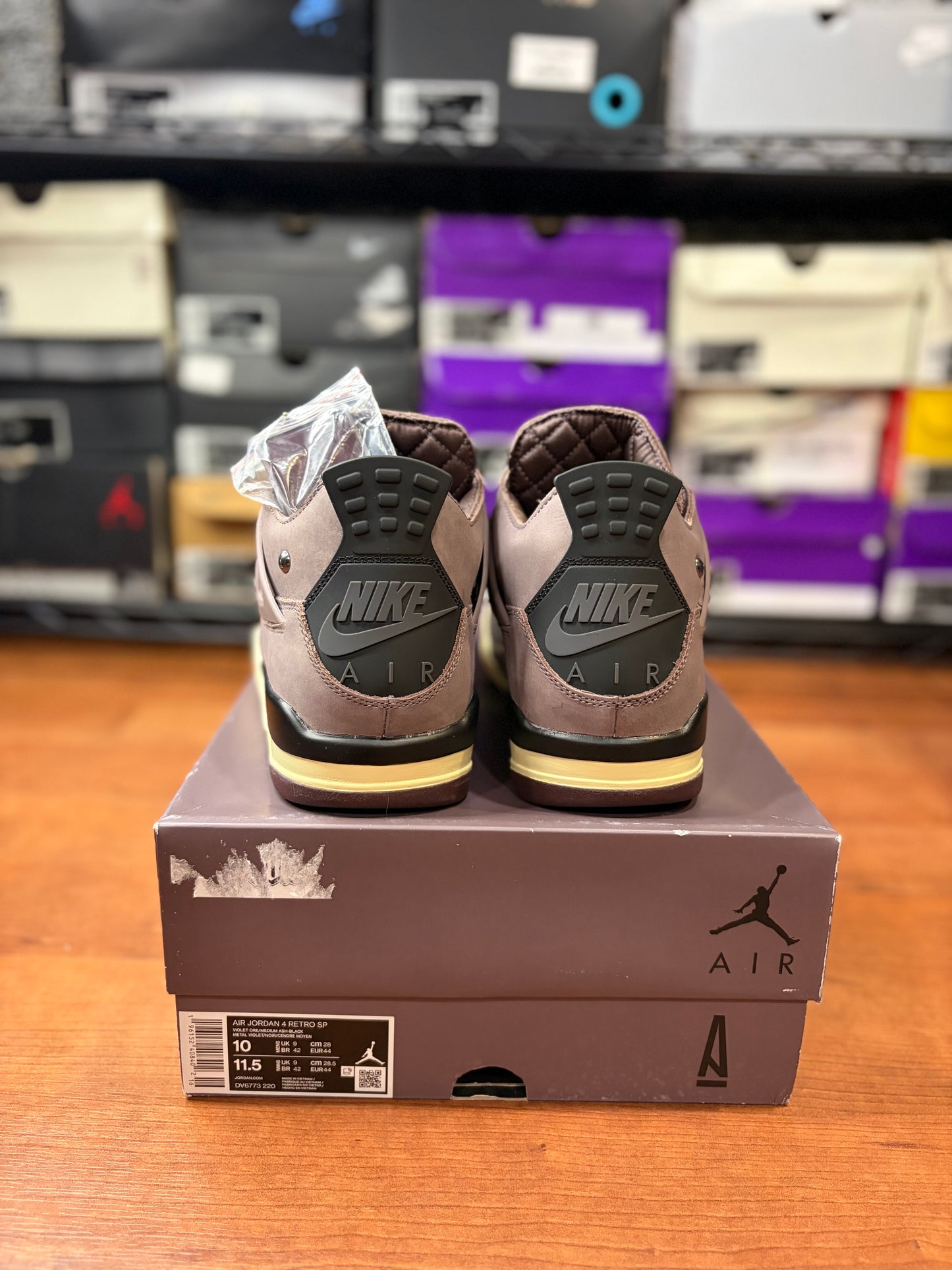 Jordan Retro 4 A Ma Maniere Violet Ore (Brand New - 10M)