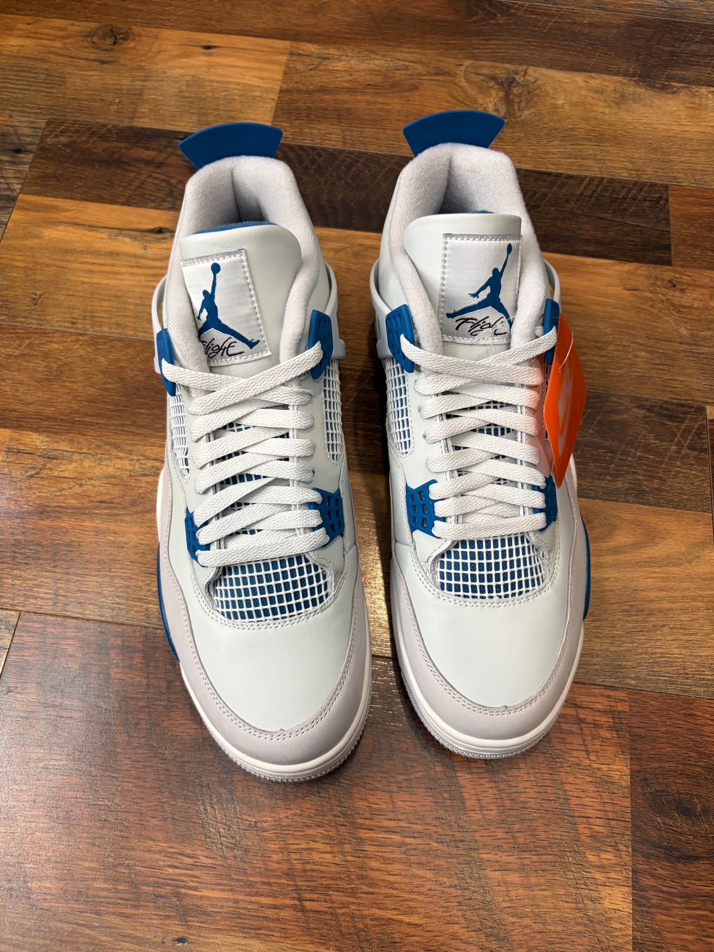 Jordan Retro 4 Military Blue (Brand New - 8.5M)