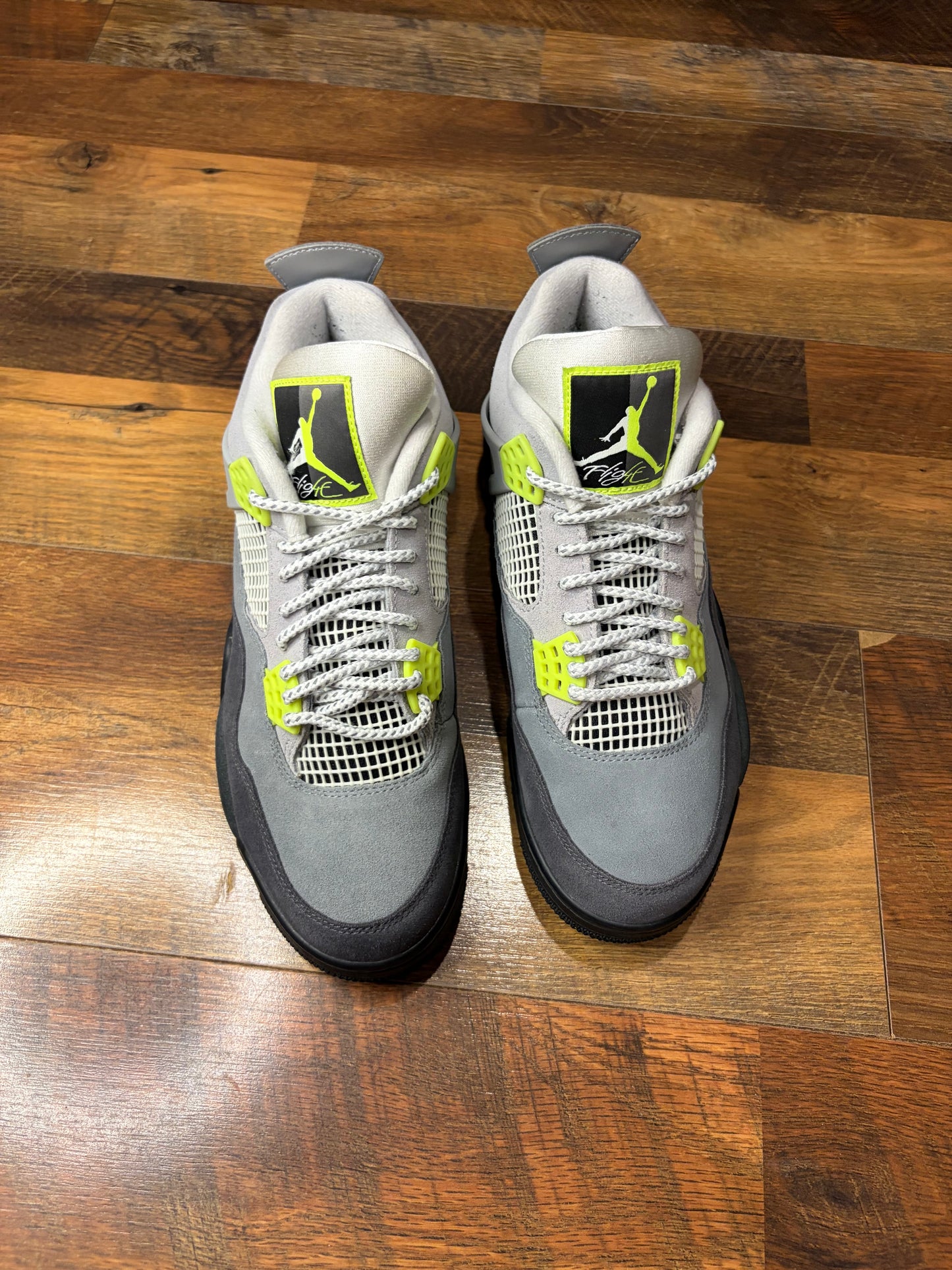Jordan Retro 4 Neon (Size 9 Mens)