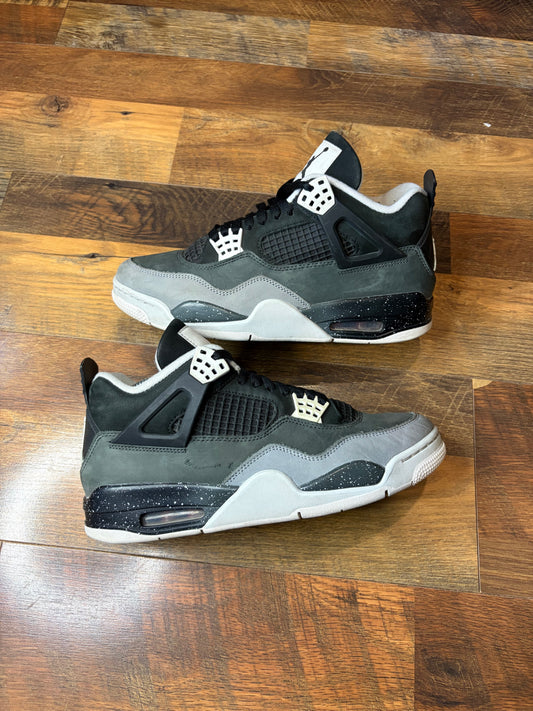 Jordan Retro 4 Fear (Size 9 Mens)