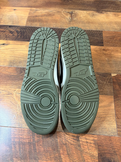 Jordan Retro 1 Low Medium Olive (Brand New - 7Y)
