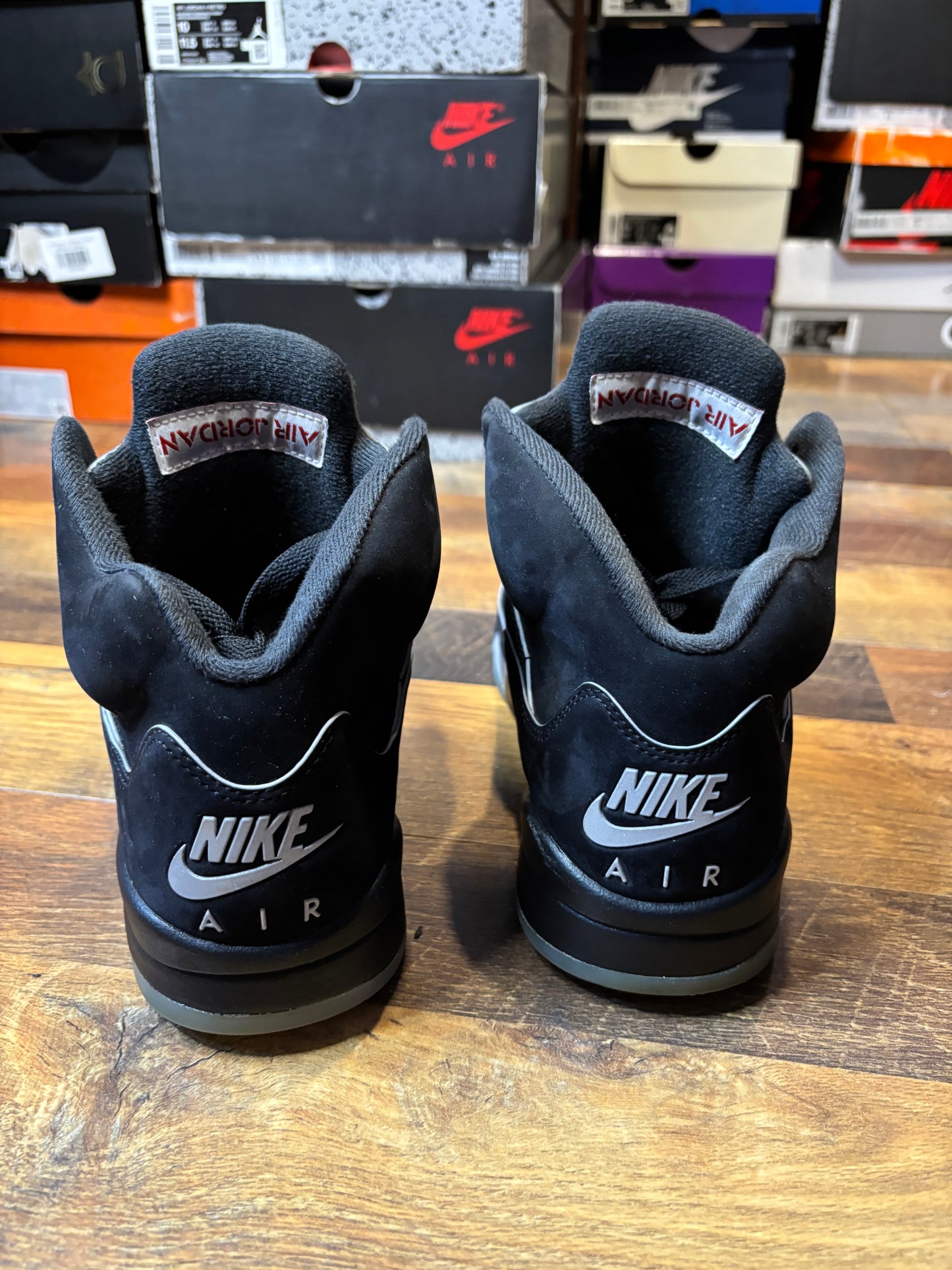 Jordan Retro 5 Reimagined Black Metallic (Size 8 Mens)