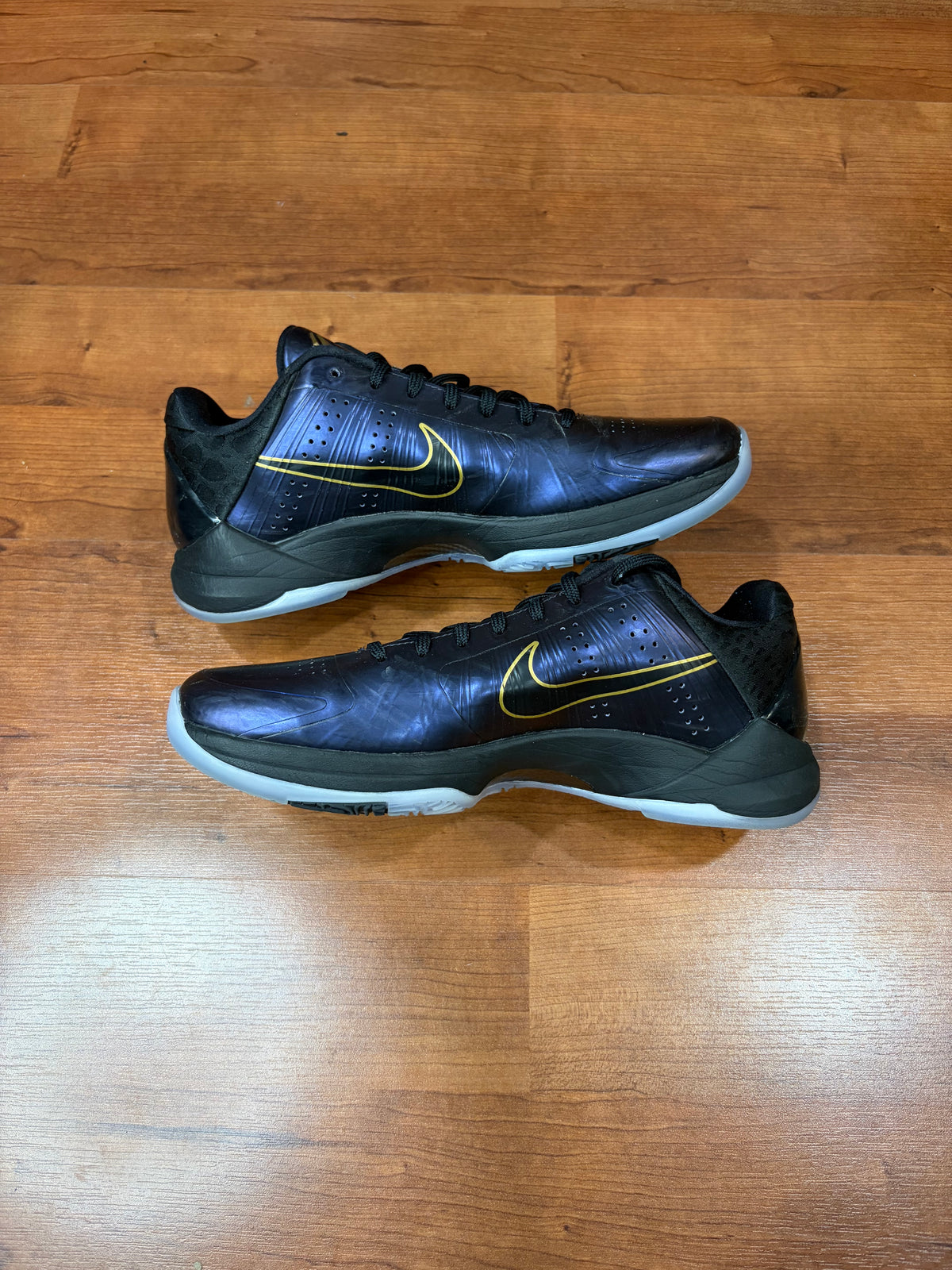 Kobe 5 Protro Eggplant (Size 8.5 Mens)