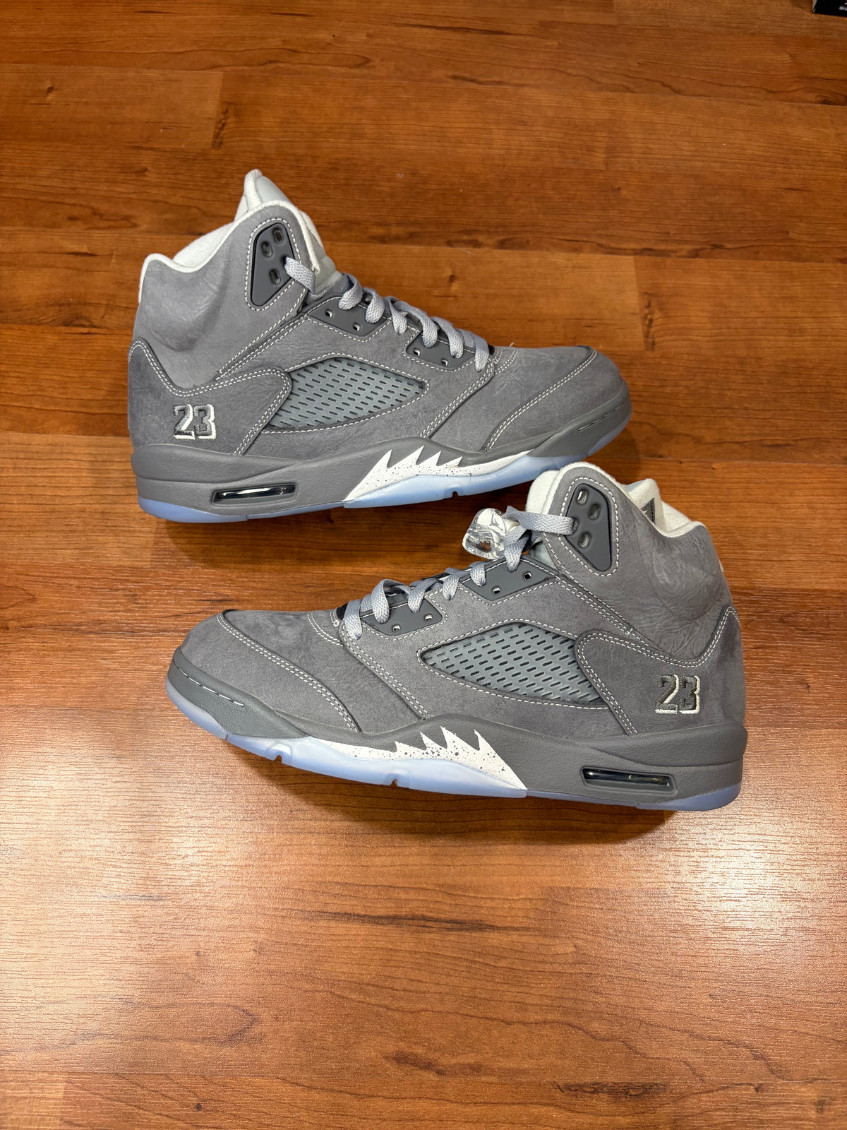 Jordan Retro 5 Wolf Grey (Size 11 Mens)