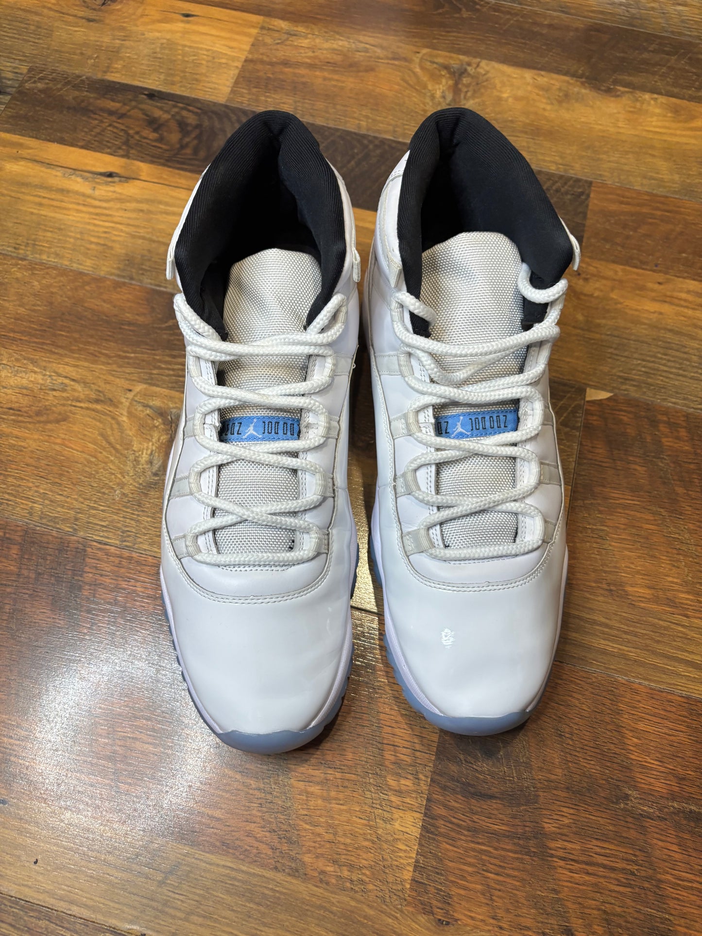 Jordan Retro 11 Legend Blue (Size 13 Mens)