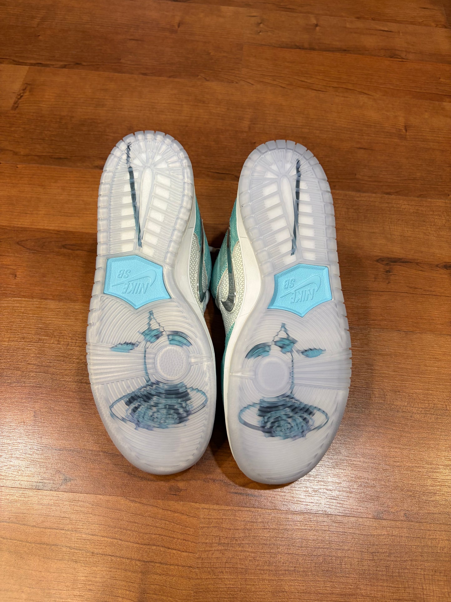 Nike Dunk Low SB April (Brand New - 10.5M)