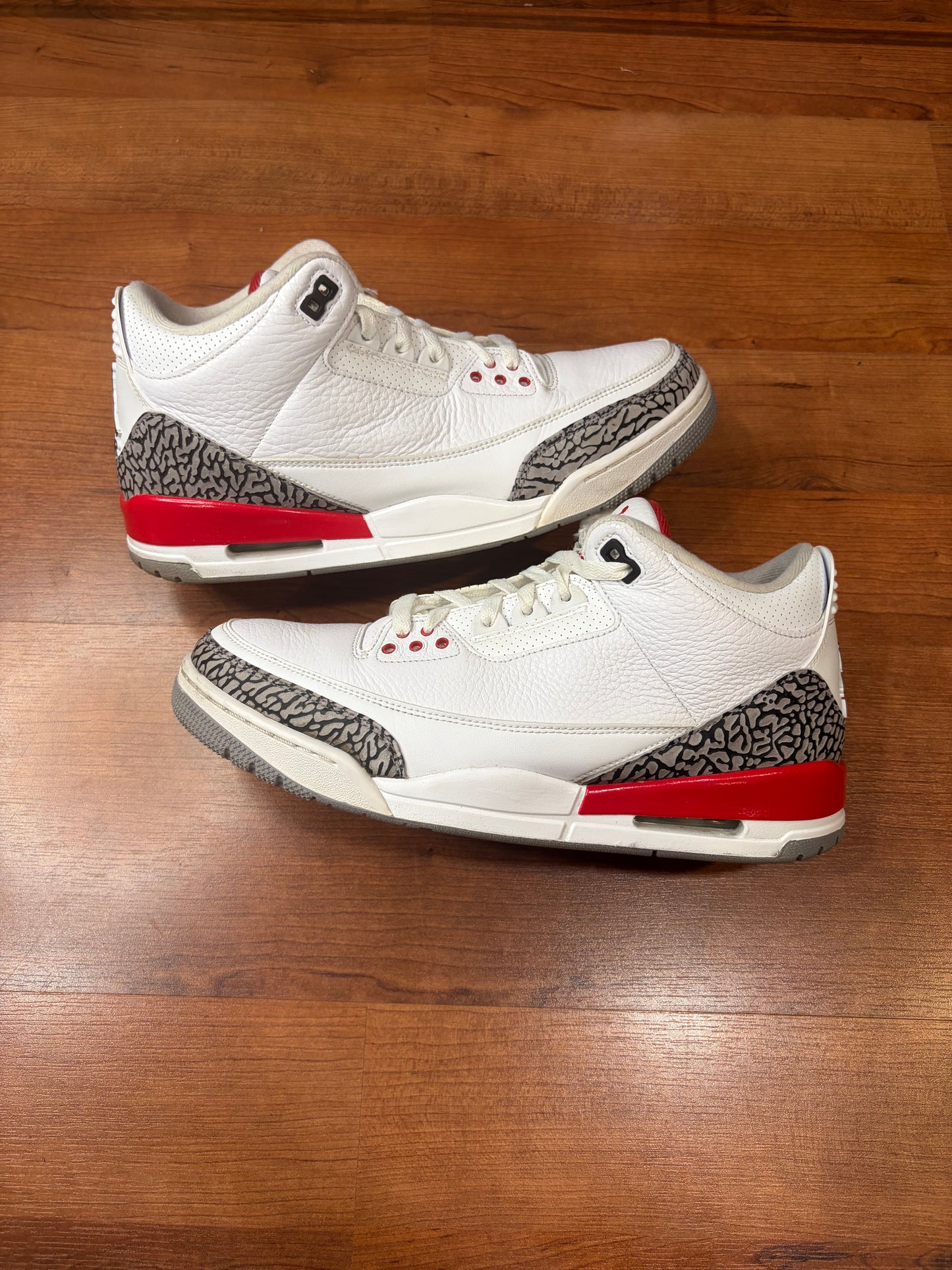 Jordan Retro 3 Hall of Fame (Size 11 Mens)