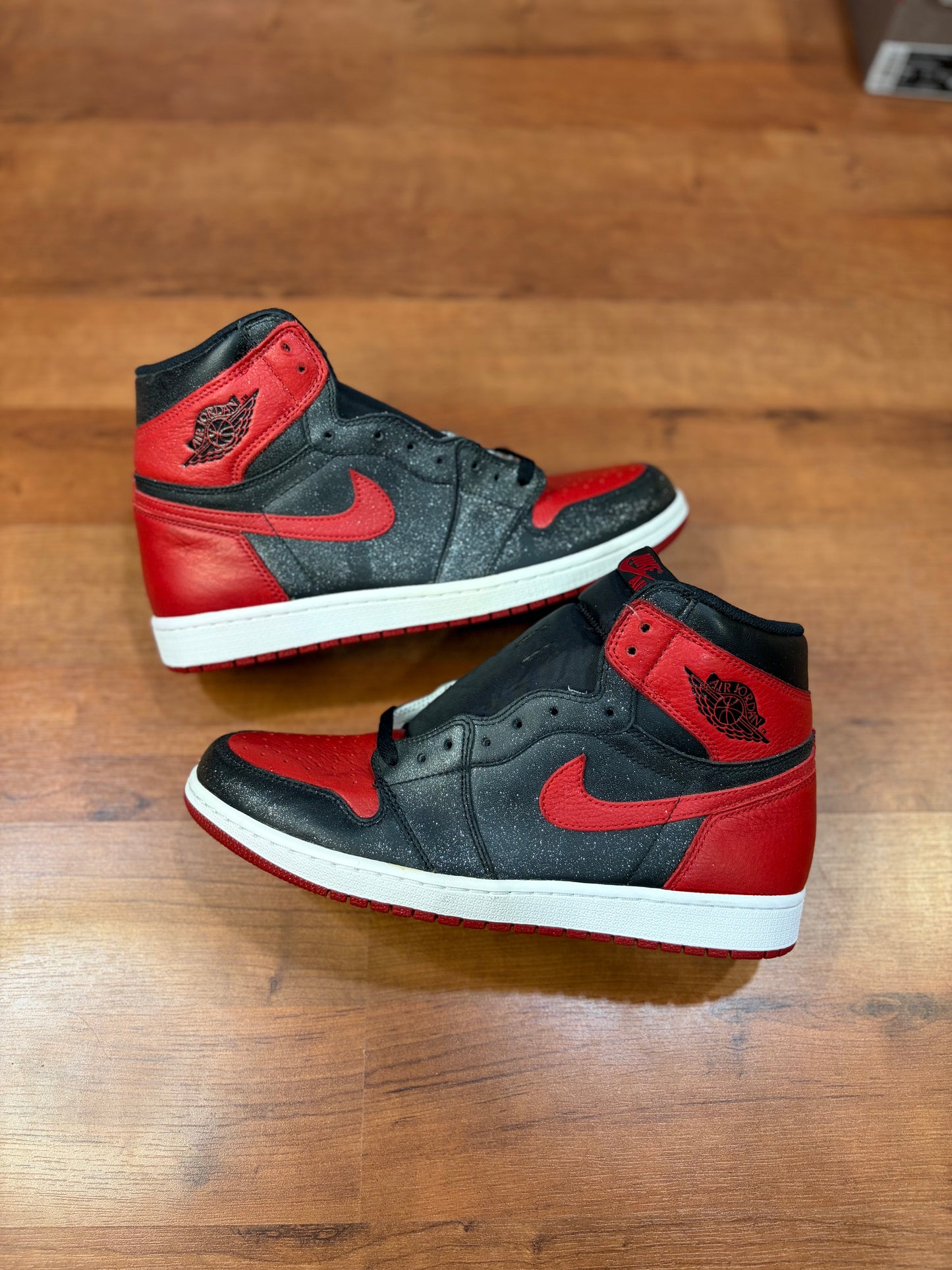 Jordan Retro 1 Banned (Brand New - 10.5M)