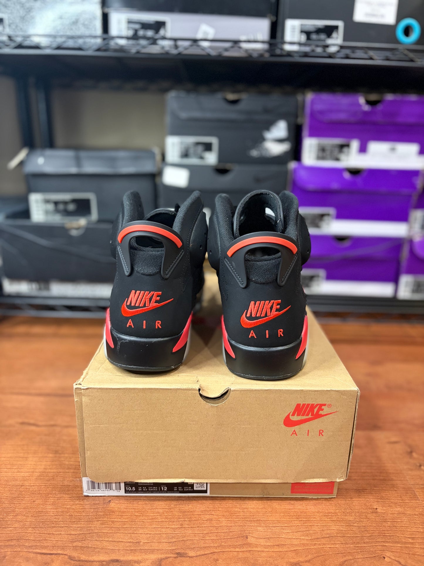 Jordan Retro 6 Infrared Salesman (Size 10.5 Mens)