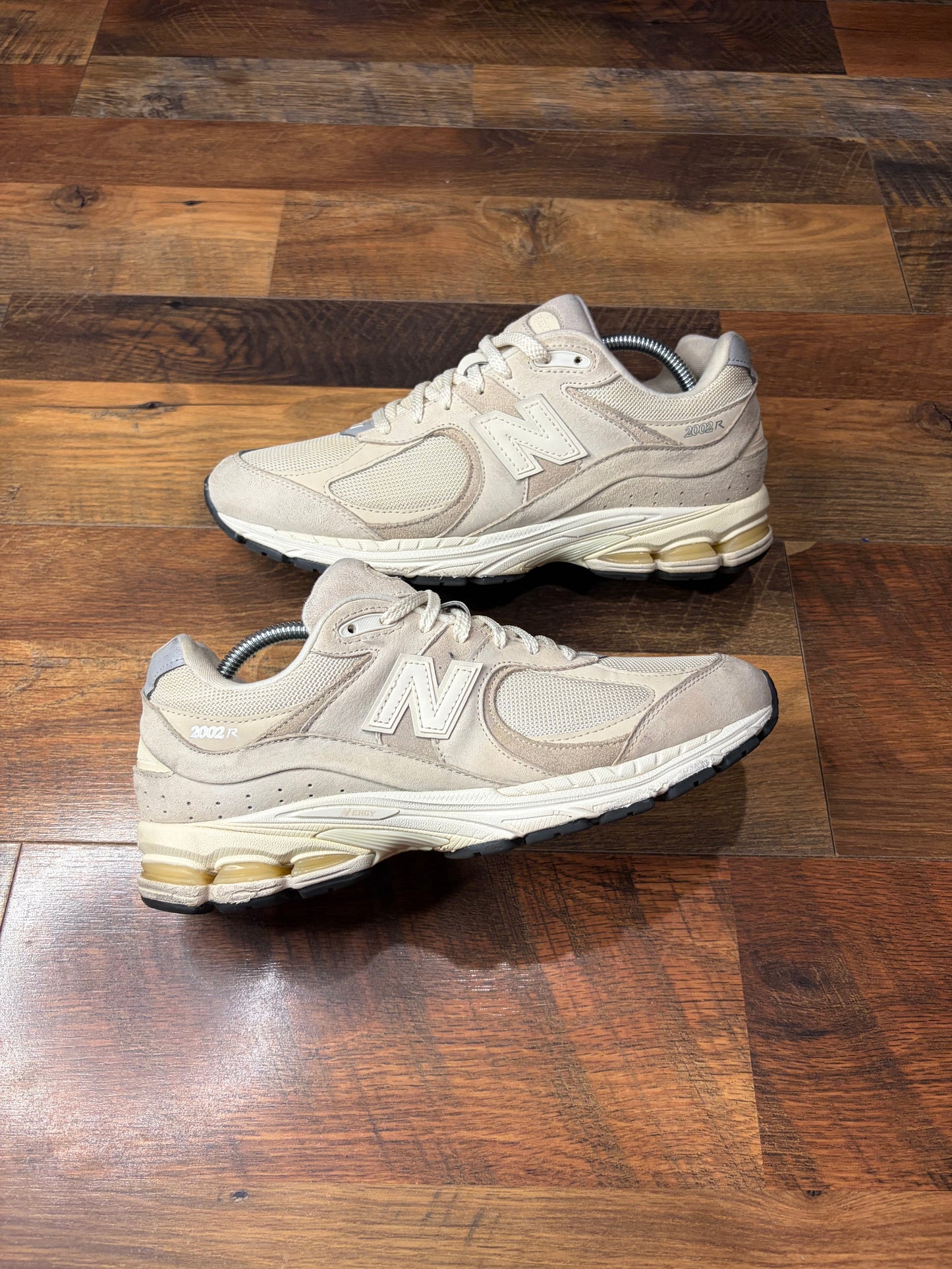 New Balance 2002R Off White (Size 9 Mens)