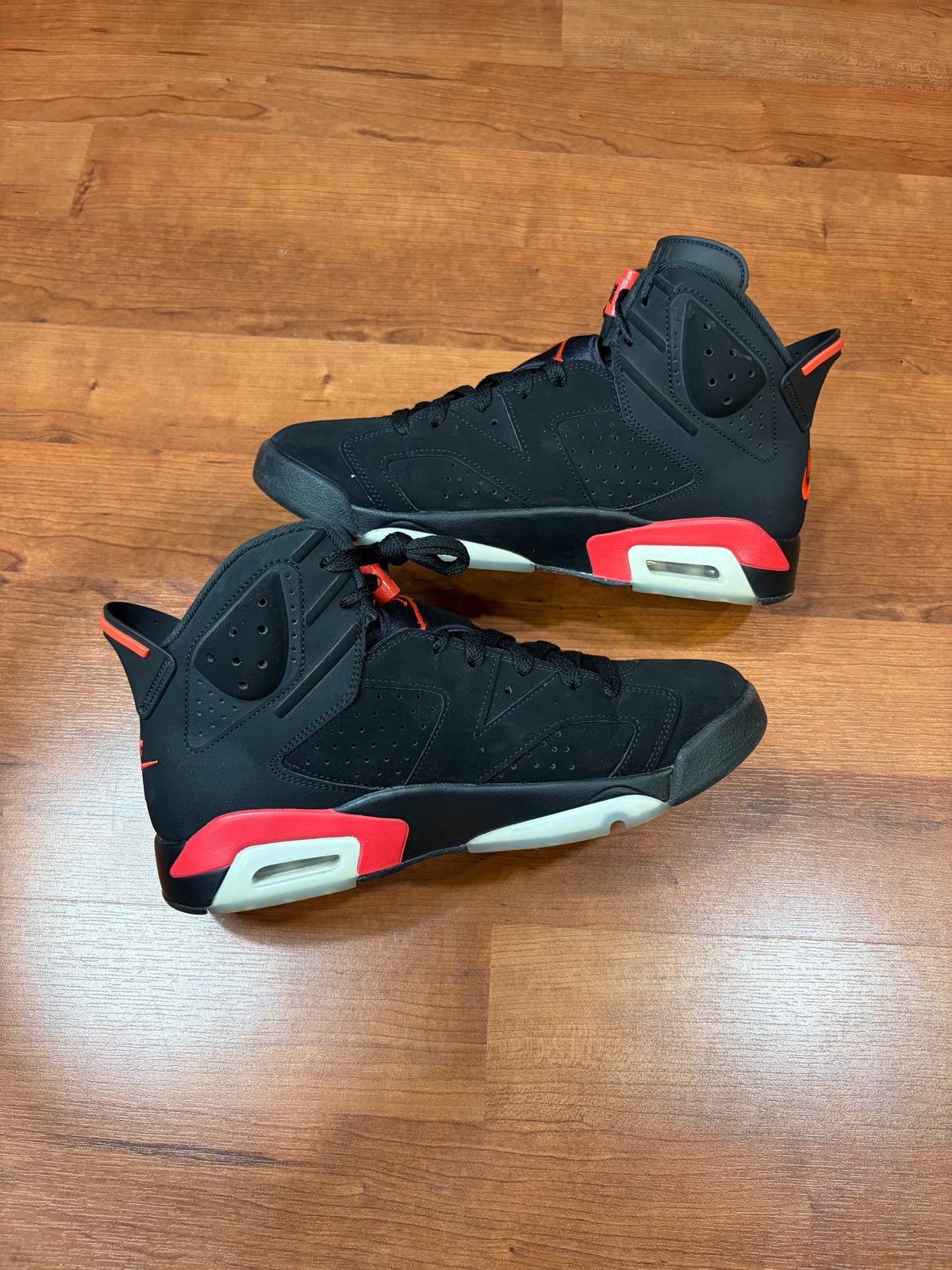 AJ6 Retro Infrared Salesman (Size 10 Mens)