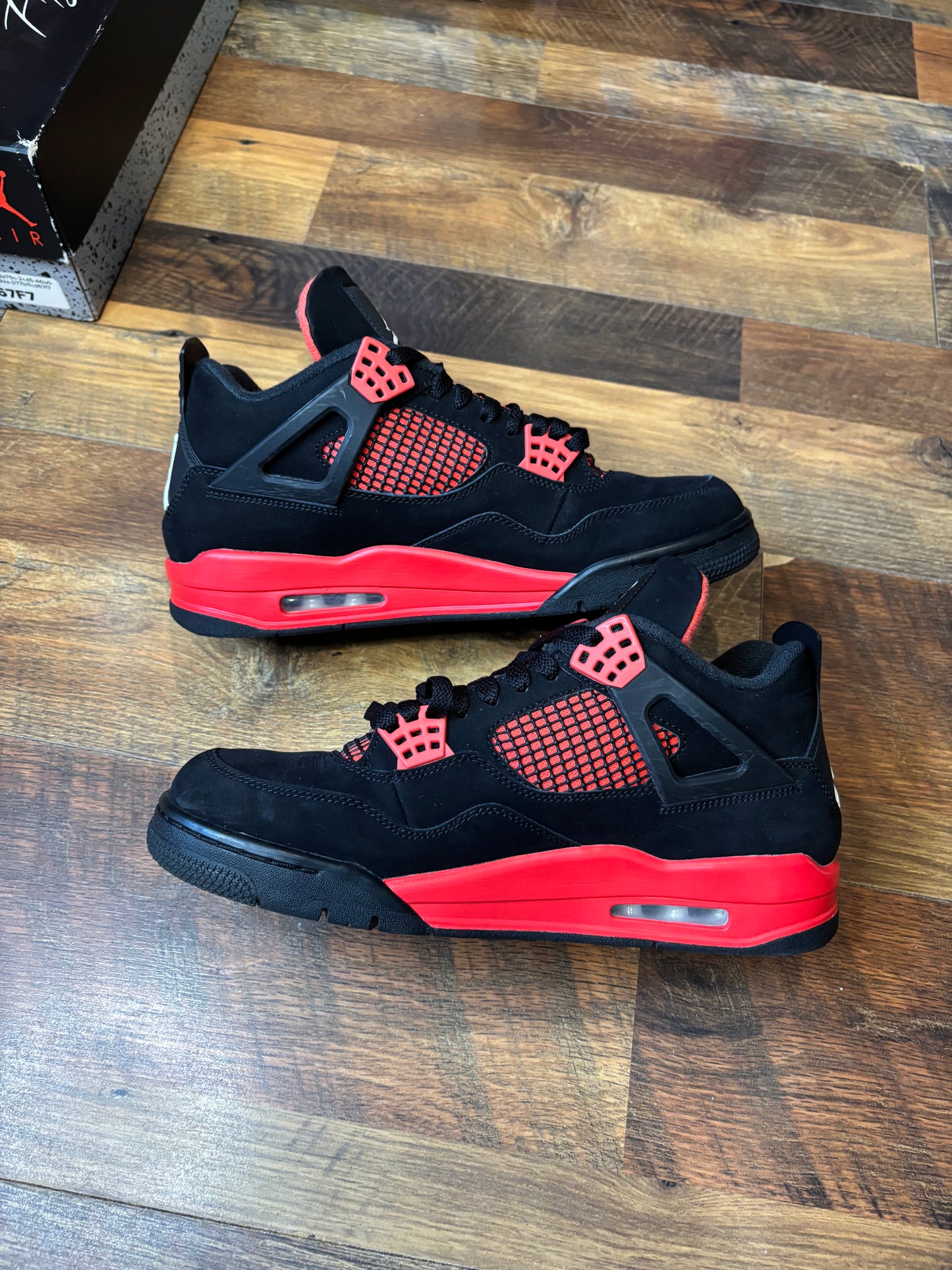 Jordan Retro 4 Red Thunder (Size 10 Mens)