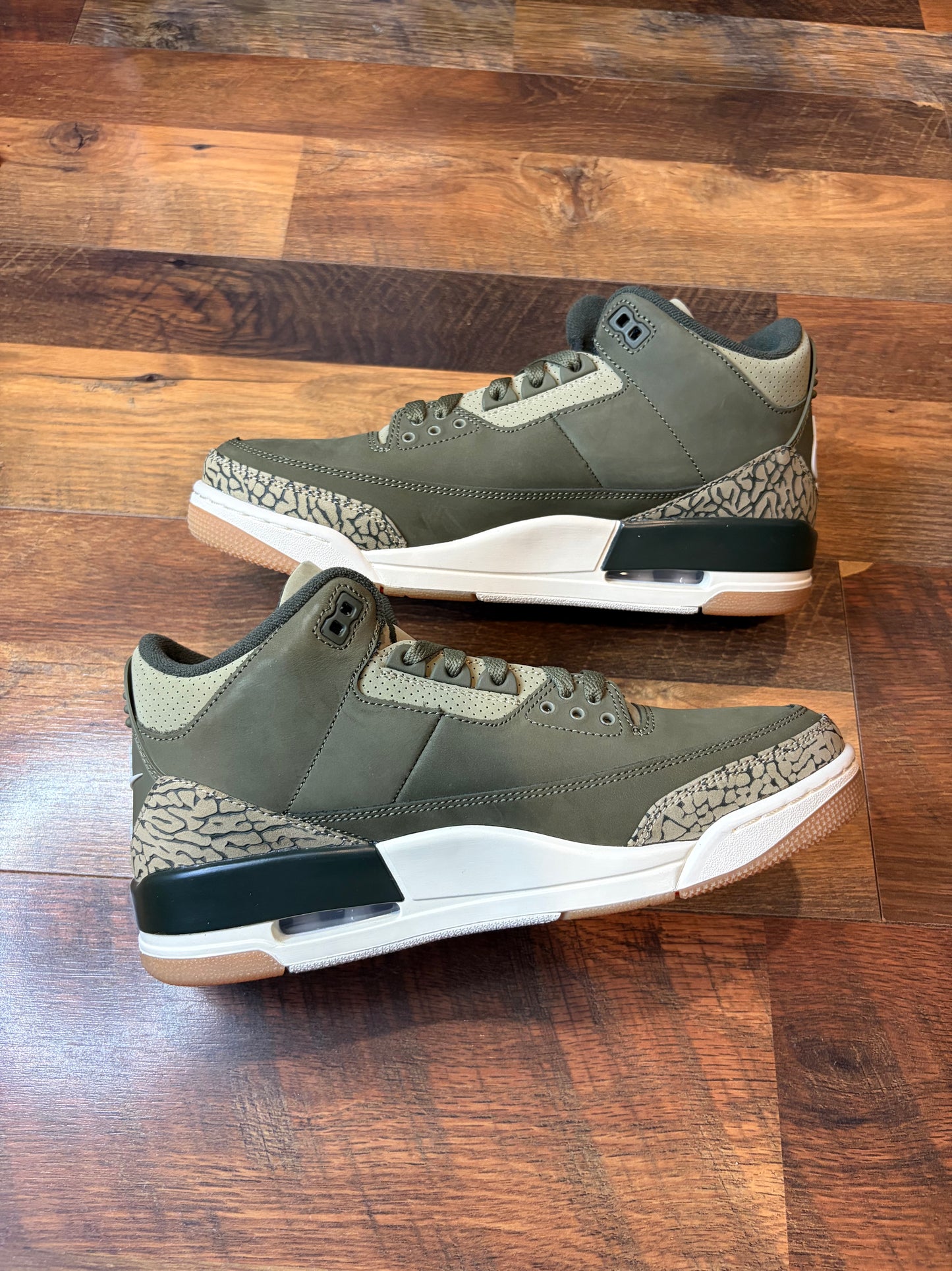 Jordan Retro 3 Family Affair (Brand New - 9M)