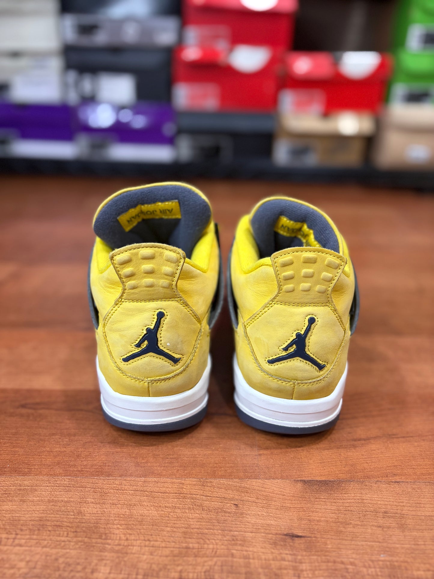 Jordan Retro 4 Lightning (Size 9 Mens)