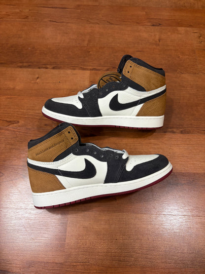 AJ1 Retro Love Letter (Brand New / No Lid - 7Y / 8.5W)