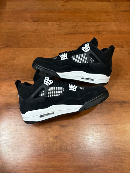 Jordan Retro 4 White Thunder (Brand New - 11M)
