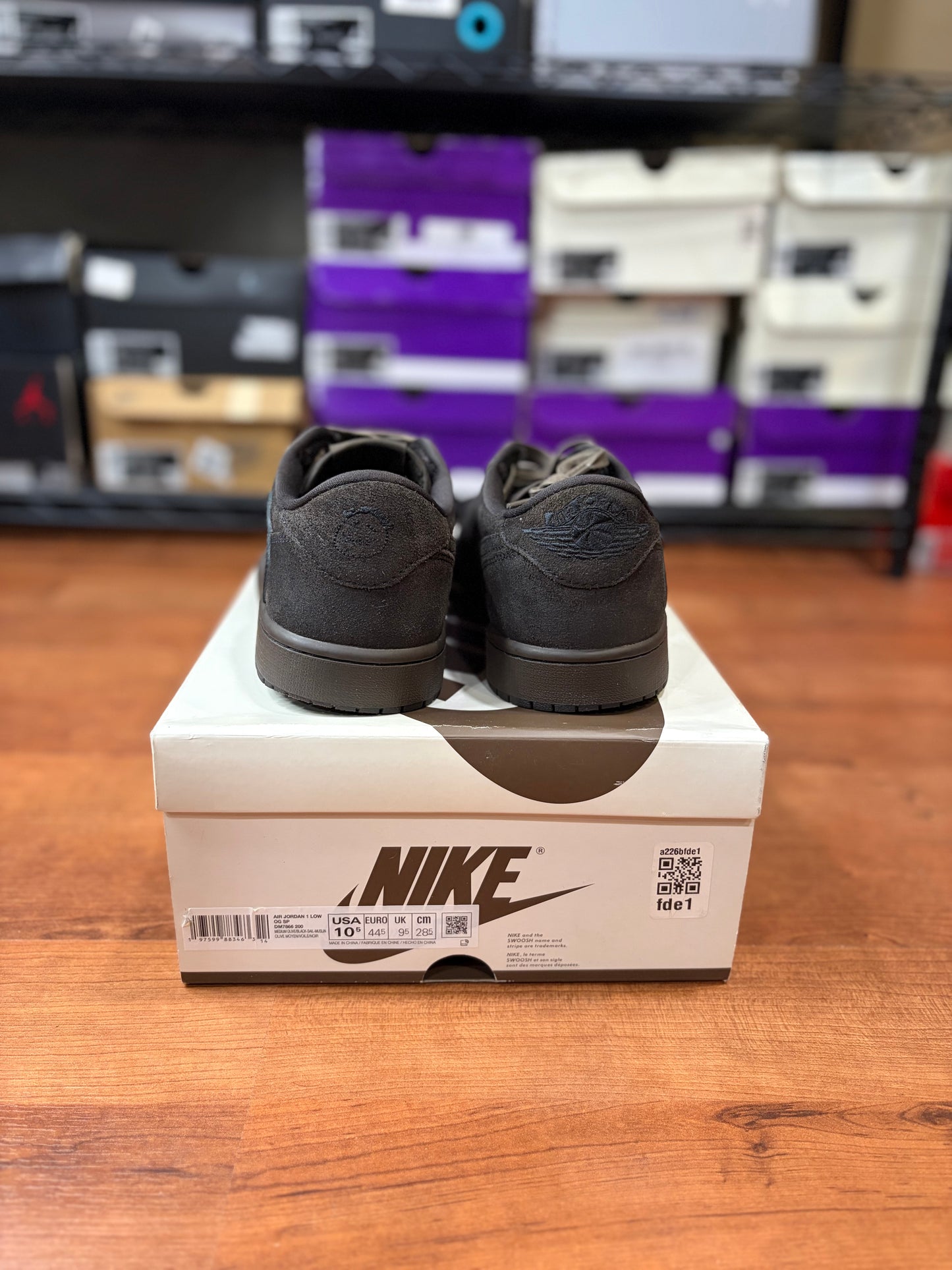 Jordan Retro 1 Low Travis Scott Velvet Brown (Size 10.5 Mens)