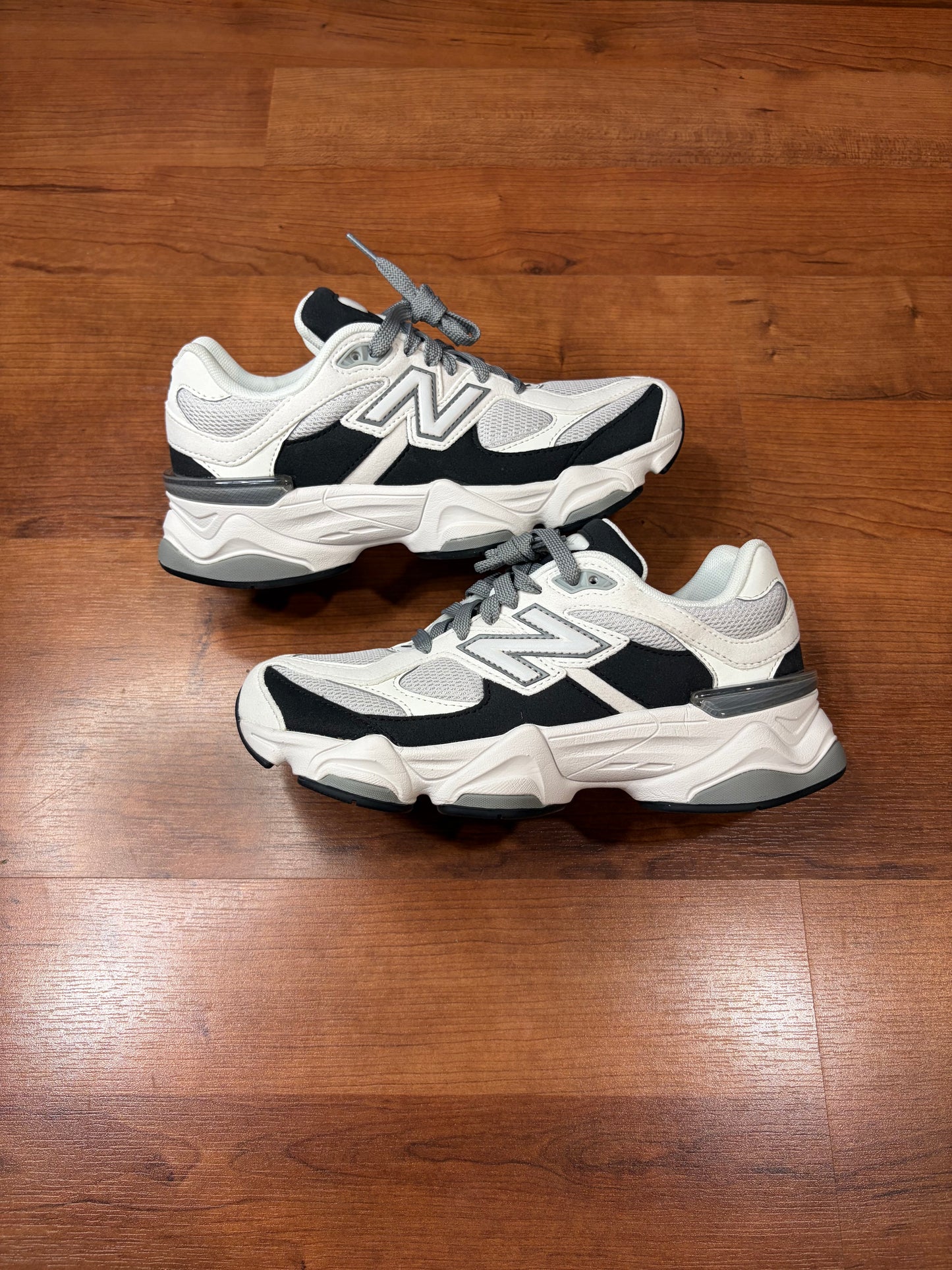 New Balance 9060 White Black (Brand New - 5.5M/7W)