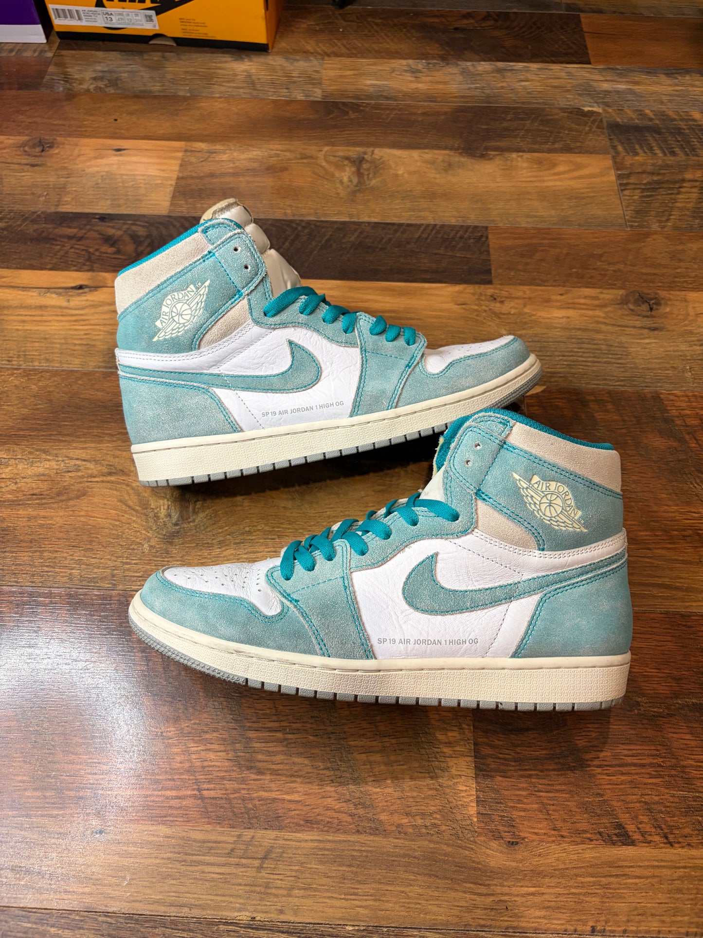 Jordan Retro 1 Turbo Green (Size 10.5 Mens)