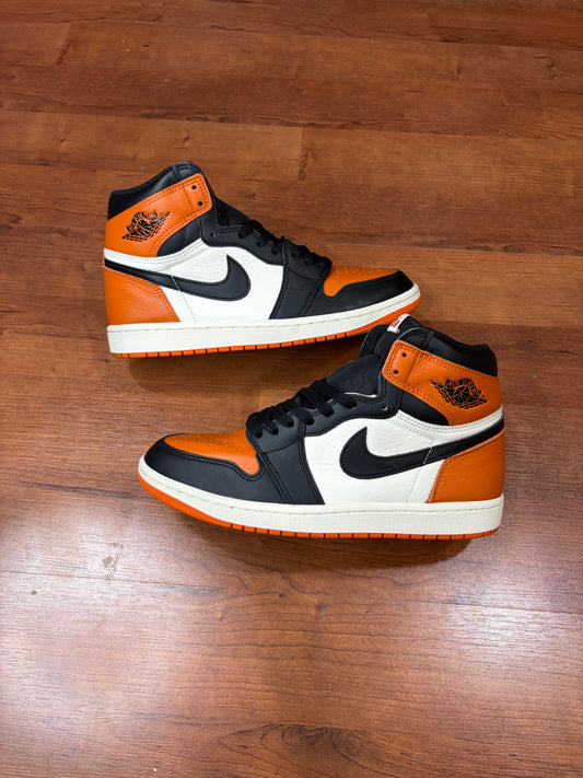 AJ1 Retro Shattered Backboard (Size 9.5 Mens)
