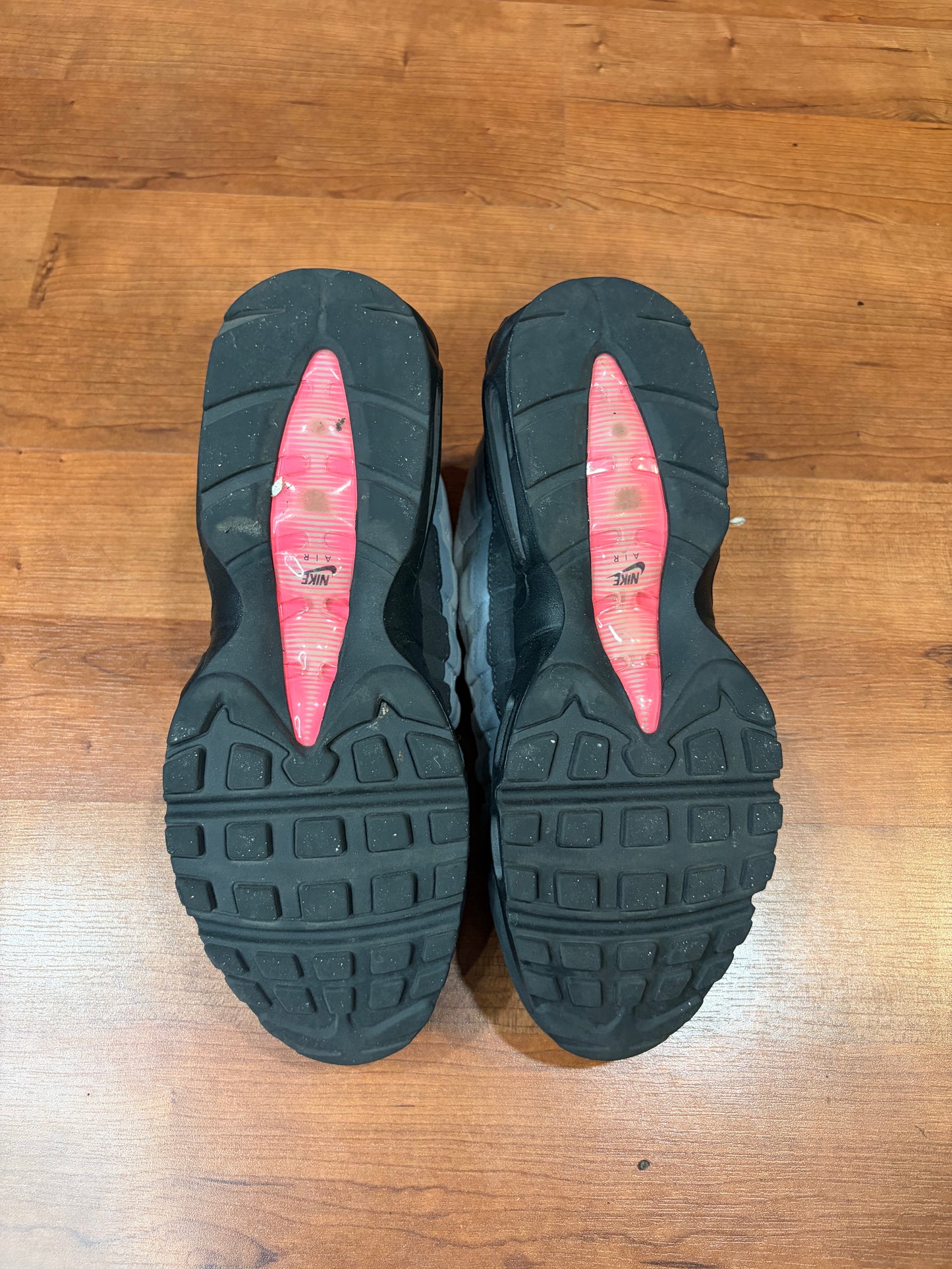 Nike Air Max 95 Solar Red (Size 11 Mens)