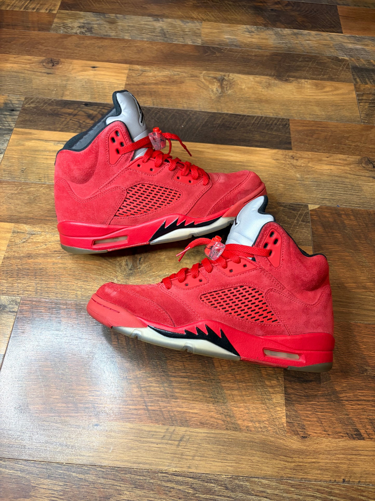 Jordan Retro 5 Red Suede (Size 9 Mens)
