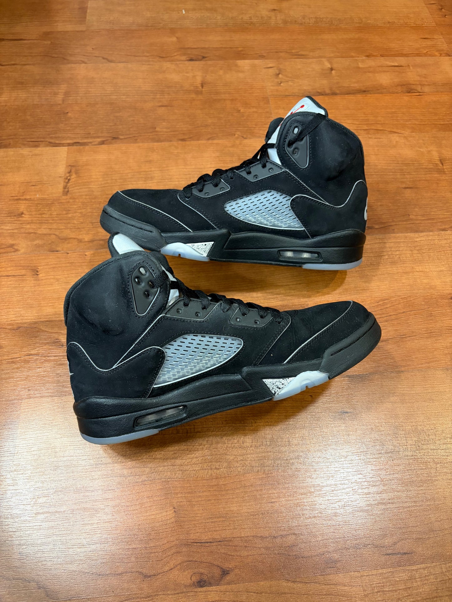 Jordan Retro 5 Black Metallic Reimagined (Size 10 Mens)