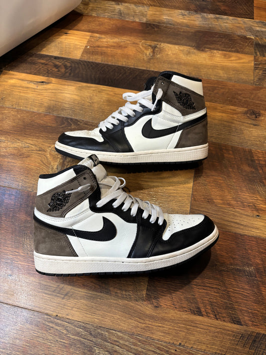 Jordan Retro 1 Mocha (Size 9 Mens)