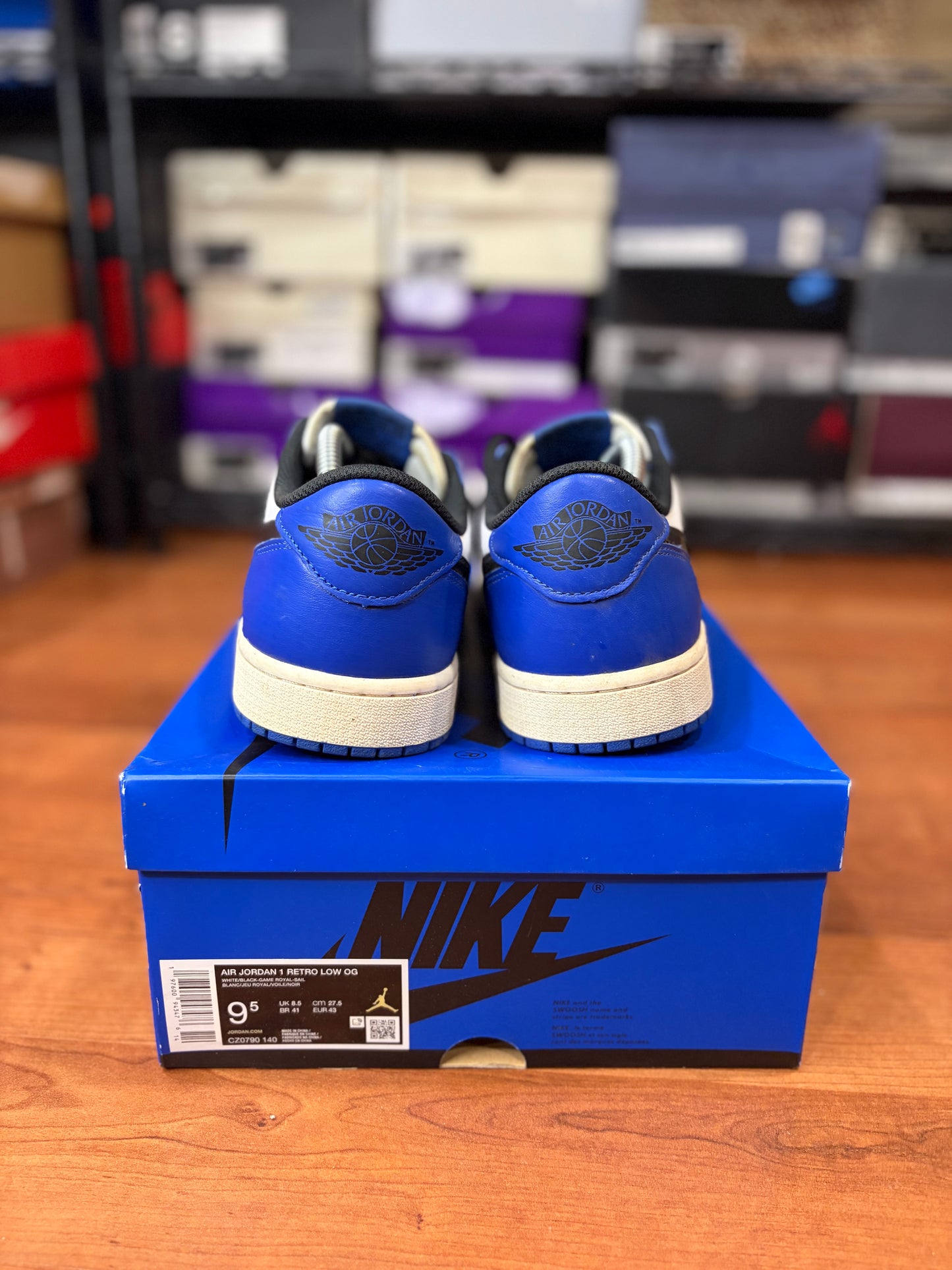 Jordan Retro 1 Low Royal (Size 9.5 Mens)