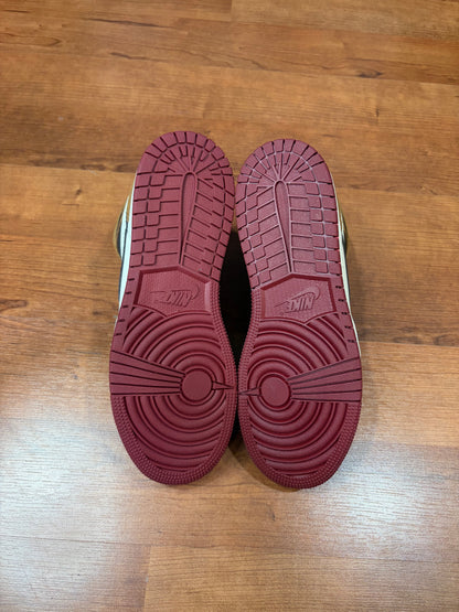 AJ1 Retro Love Letter (Brand New / No Lid - 7Y / 8.5W)