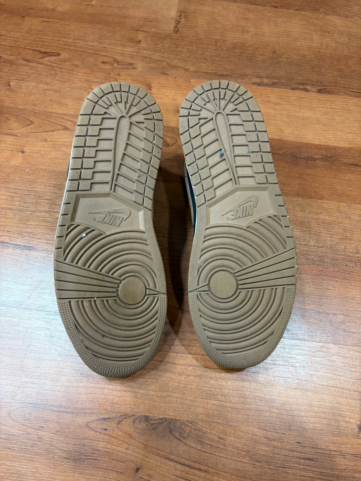 Jordan 1 Low Archaeo Brown (Size 11W / 9.5M)