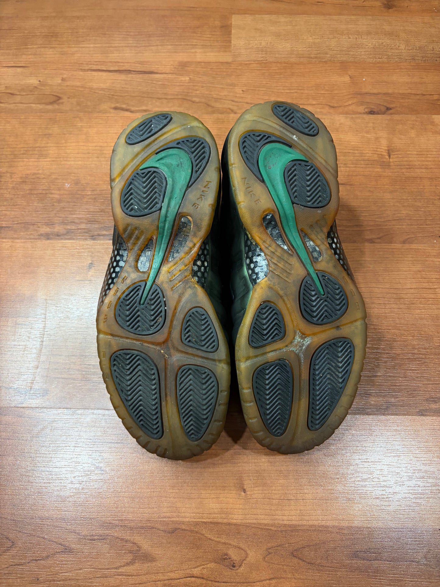 Nike Air Foamposite Pine Green (Size 10 Mens)