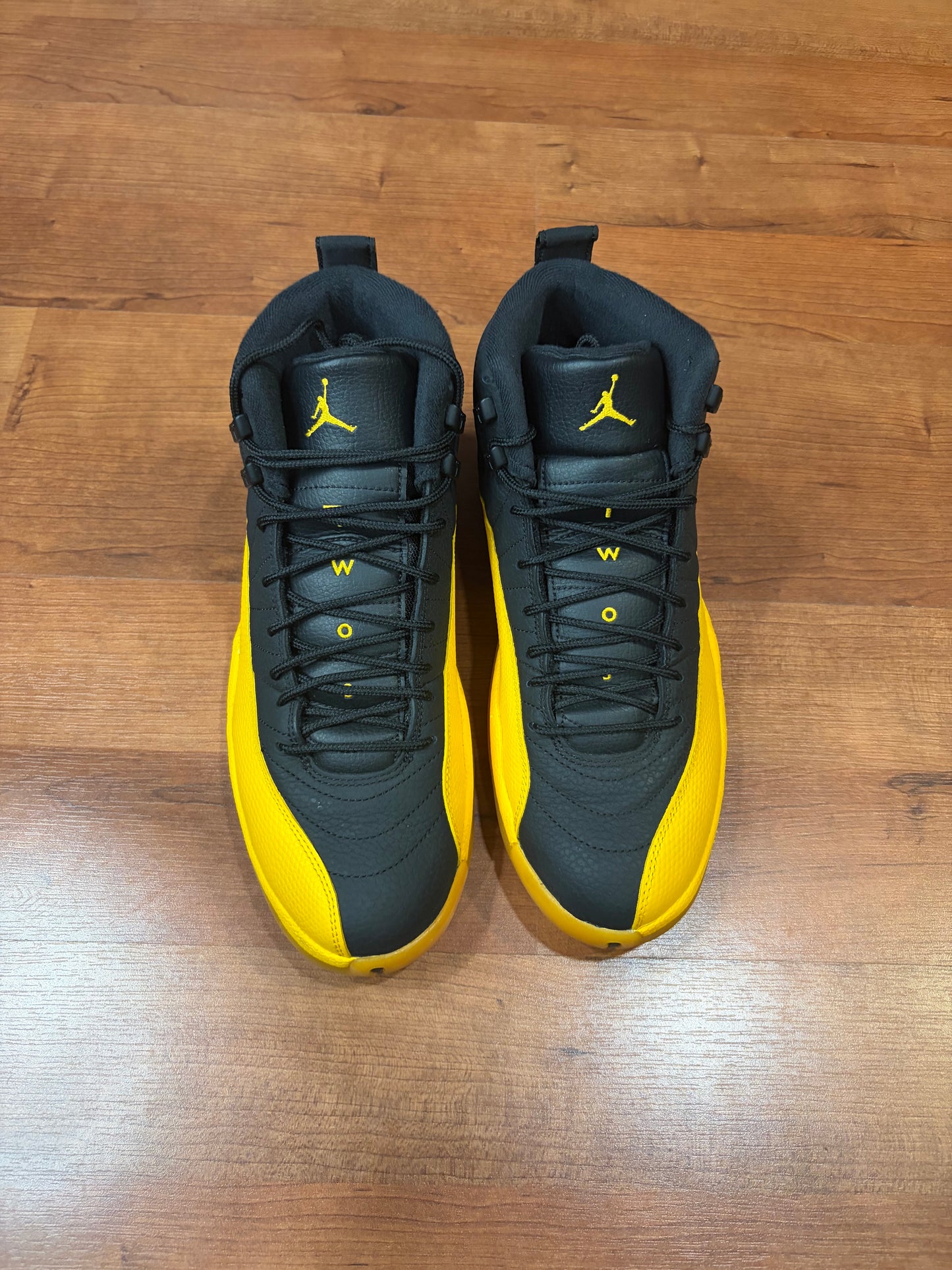 Jordan Retro 12 University Gold (Size 11 Mens)