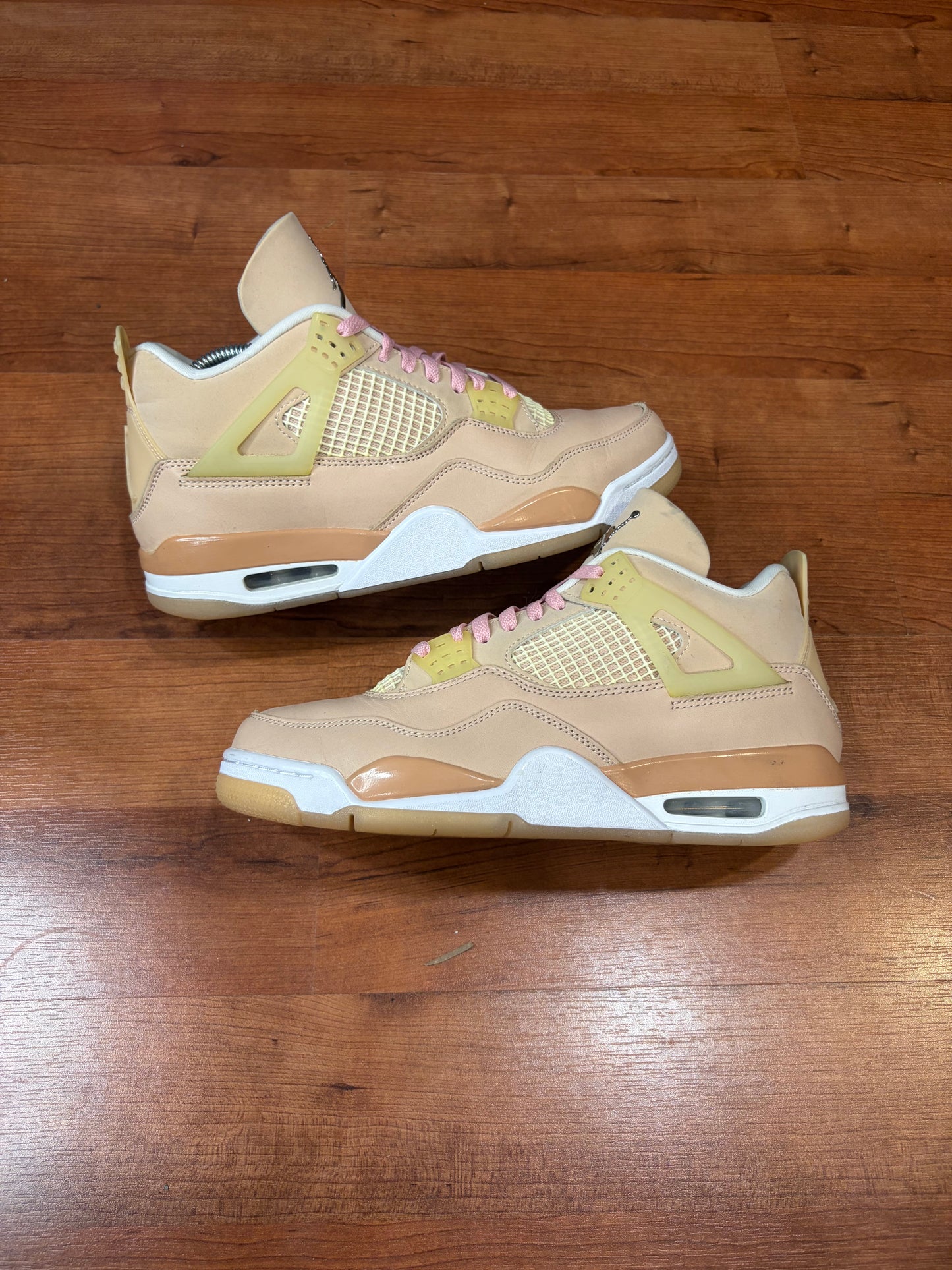 Jordan Retro 4 Shimmer (Size 11W / 9.5M)