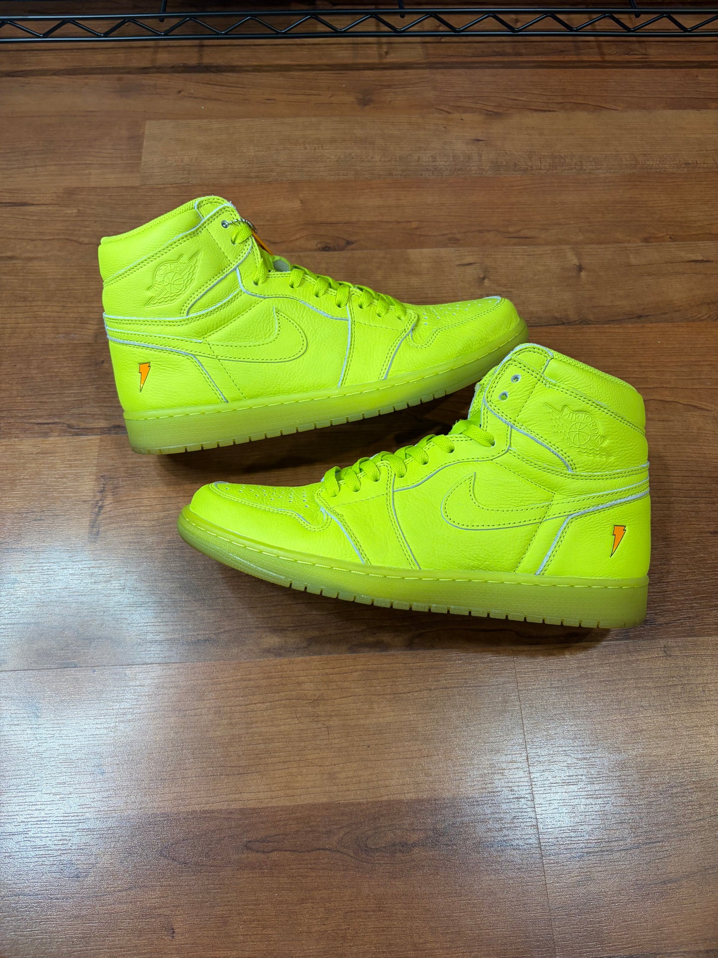 Jordan Retro 1 Gatorade Yellow (Size 12 Mens)