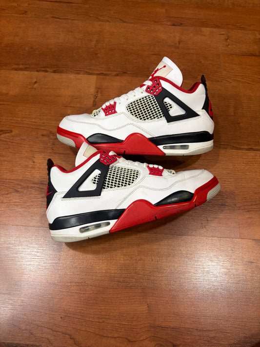 AJ4 Retro Fire Red (Size 10.5 Mens)