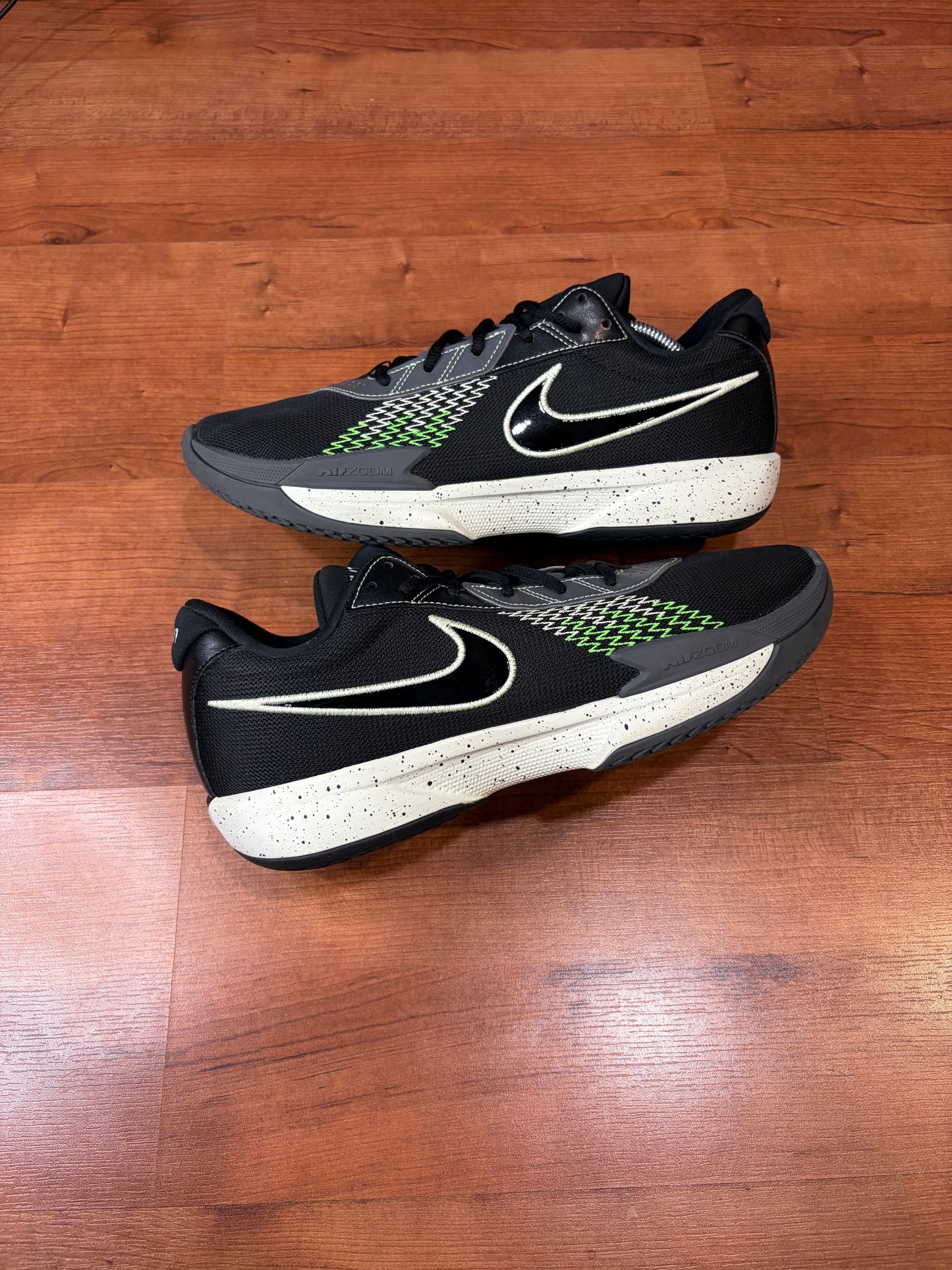 Nike Zoom GT Academy Black Alabaster (Size 11 Mens)