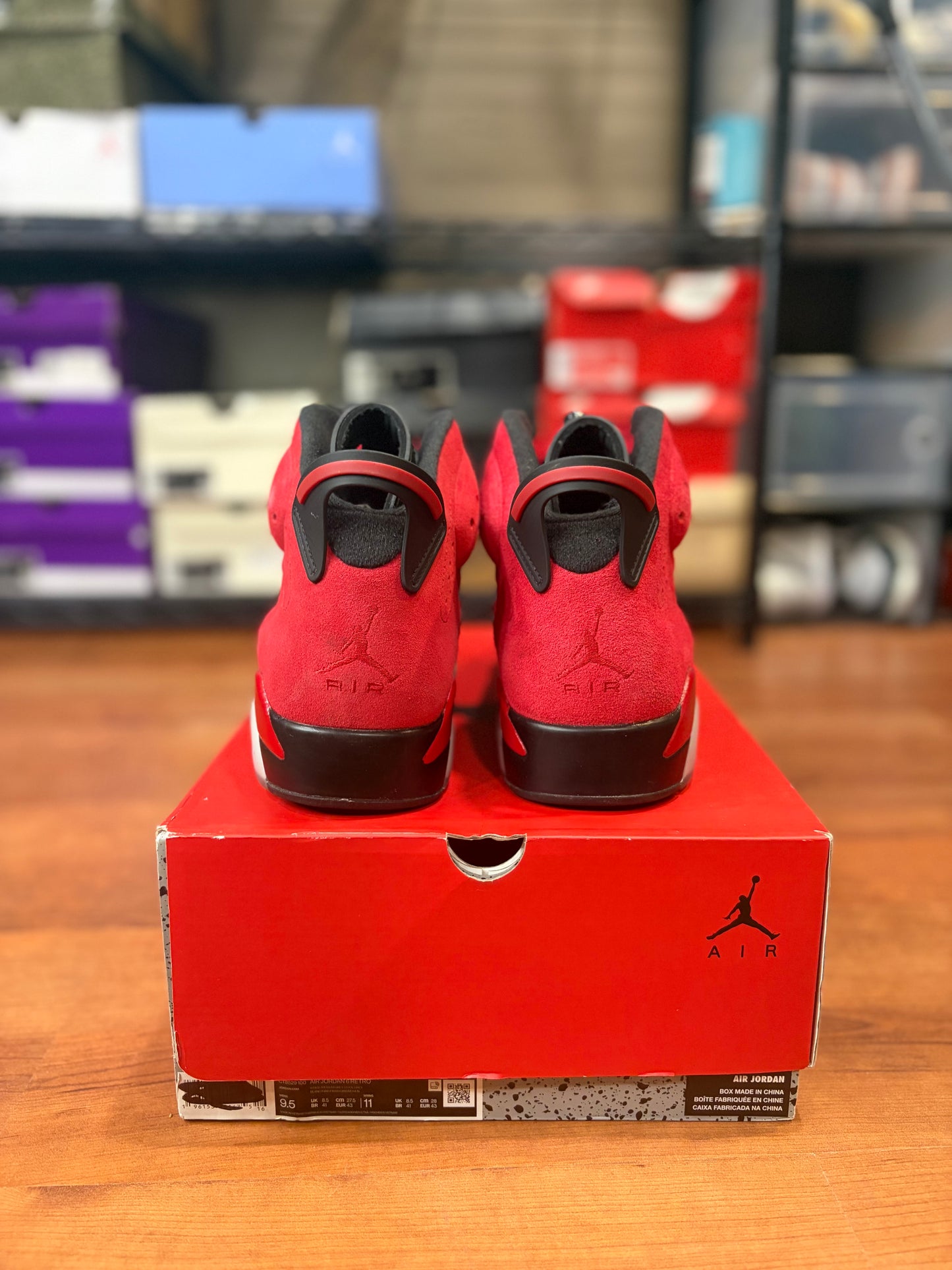 Jordan Retro 6 Toro Bravo (Size 9.5 Mens)