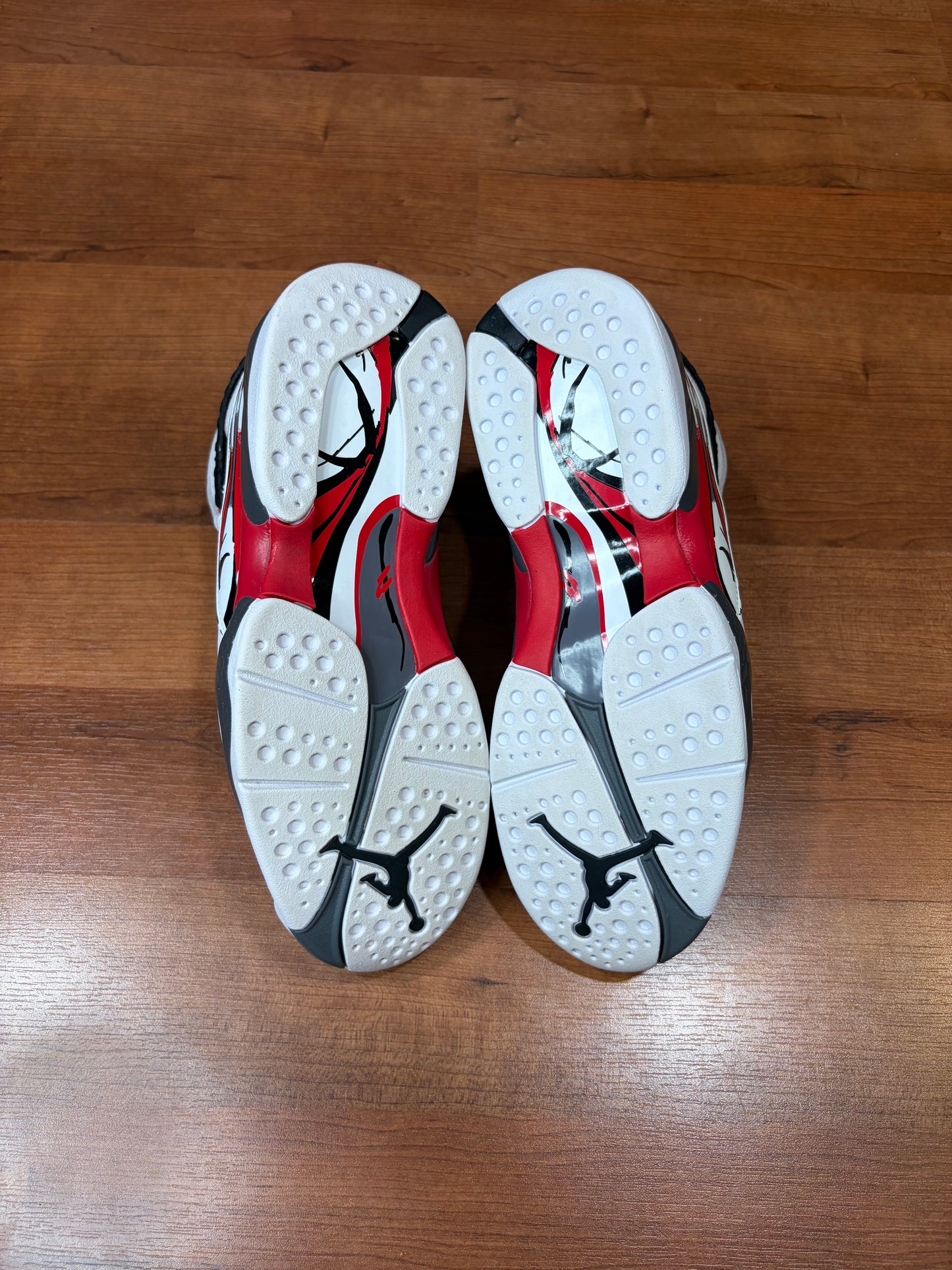 Jordan Retro 8 Bugs Bunny (Size 8.5 Mens)