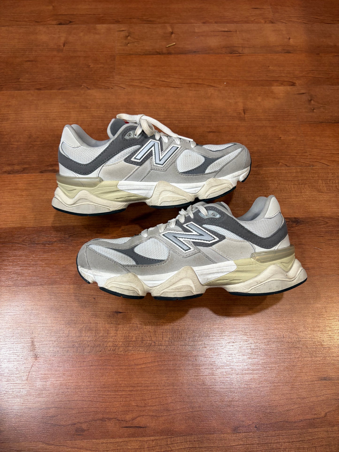 New Balance 9060 RainCloud (Size 7Y/8.5W)