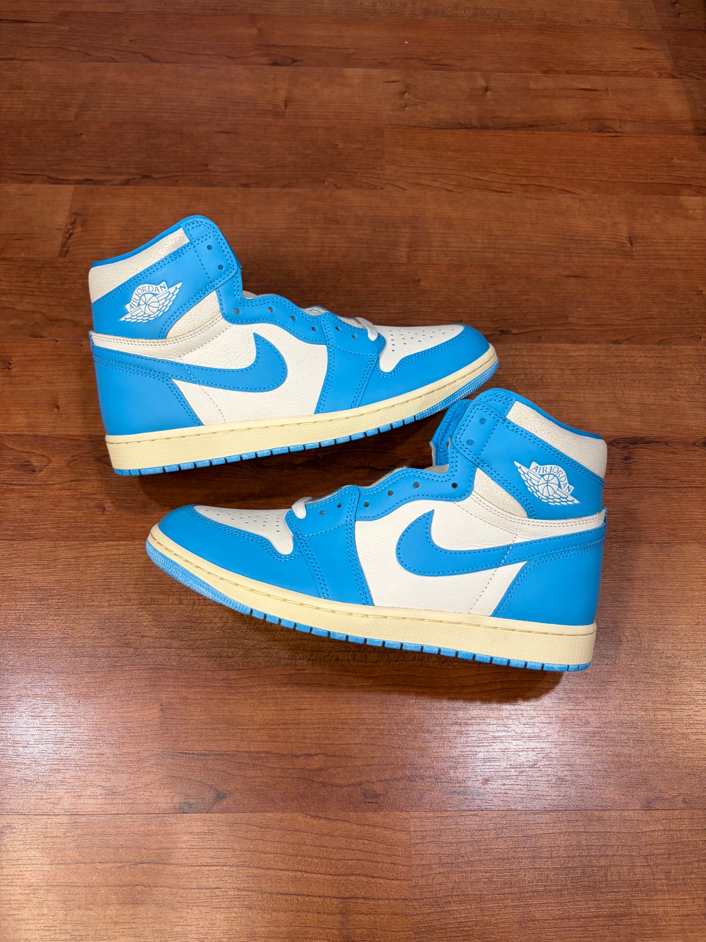 Jordan Retro 1 UNC Reimagined (Brand New - Multiple Sizes)