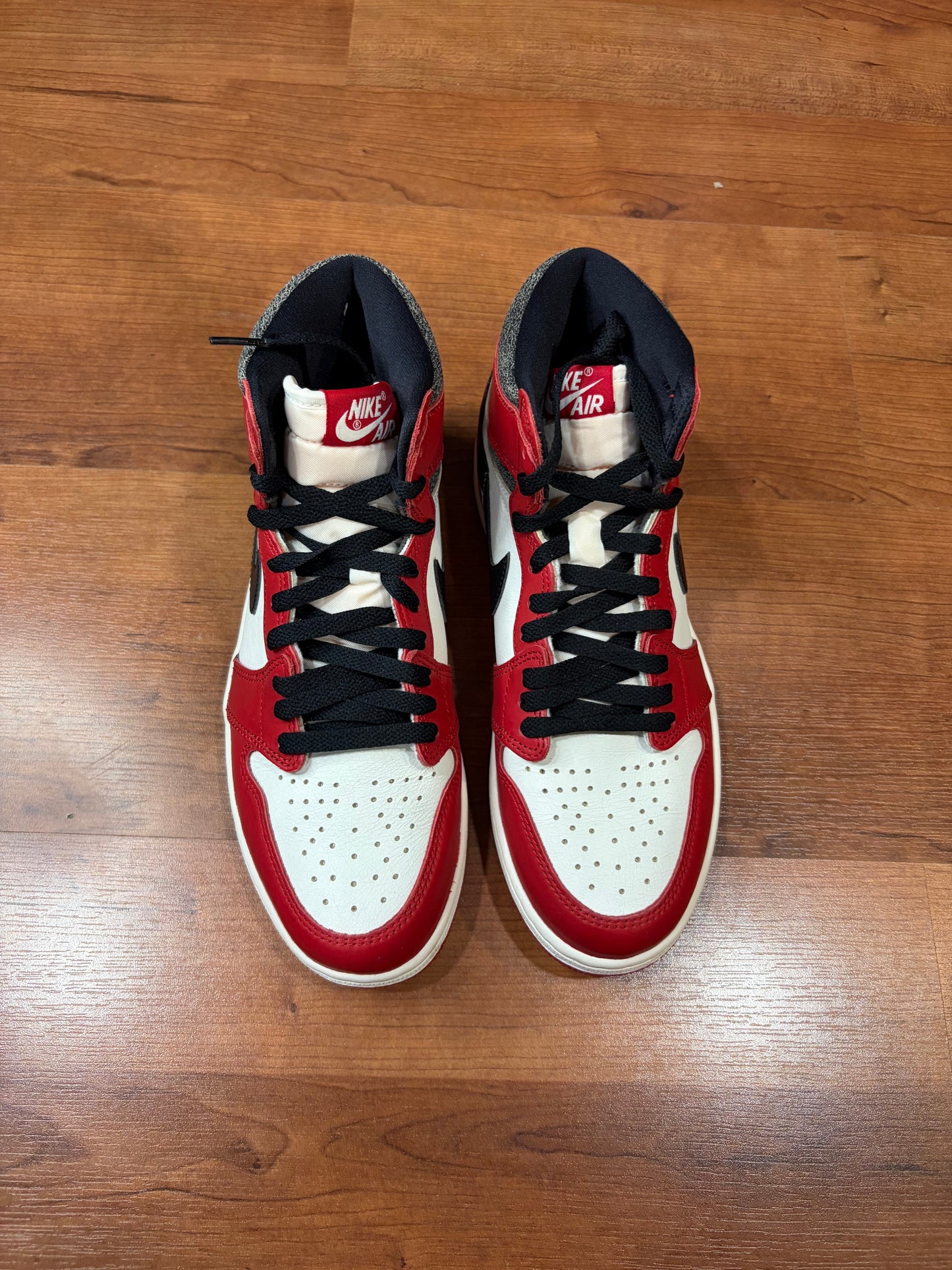 Jordan Retro 1 Lost & Found (Size 8.5 Mens)