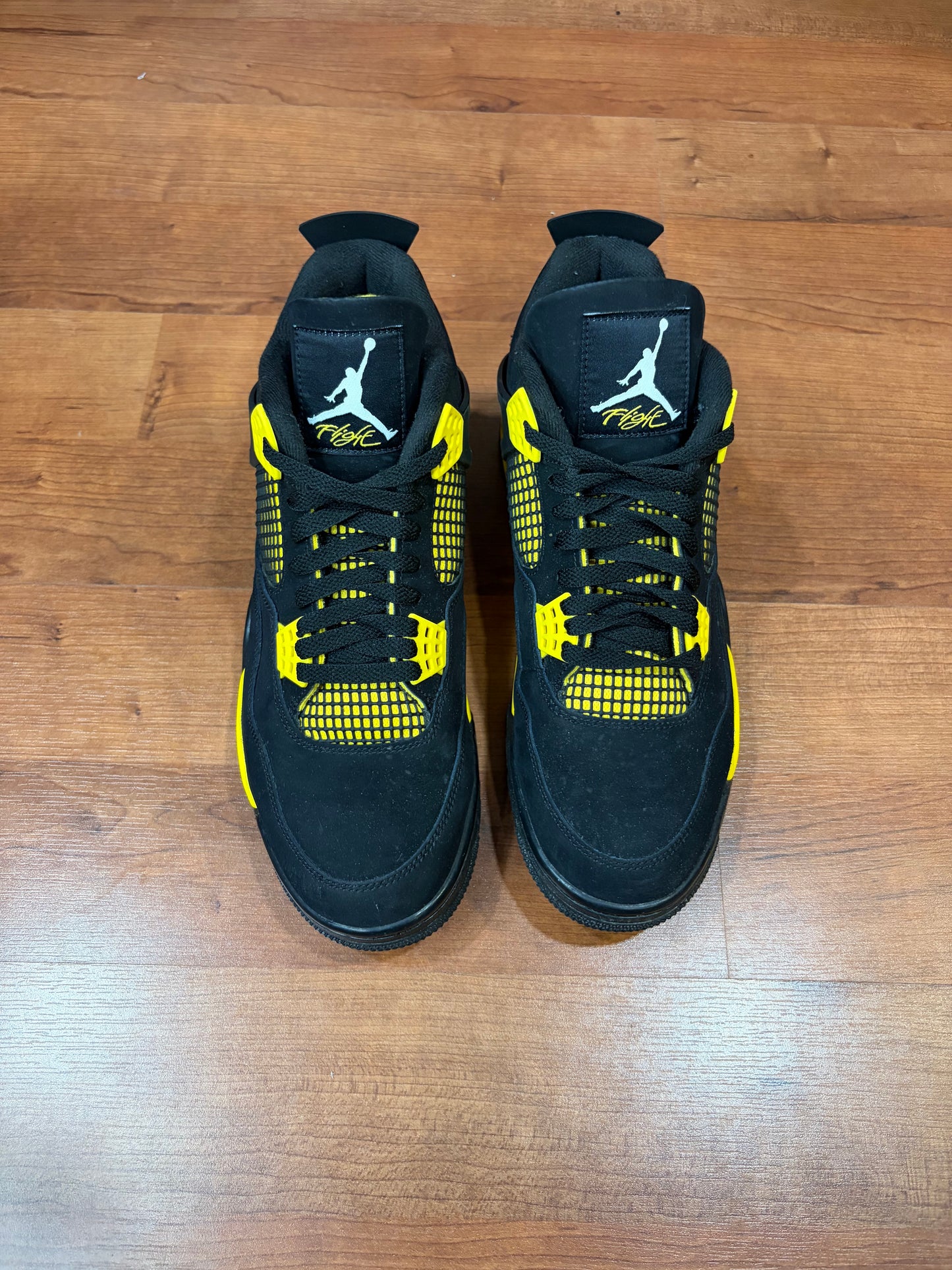 Jordan Retro 4 Thunder (Size 11 Mens)